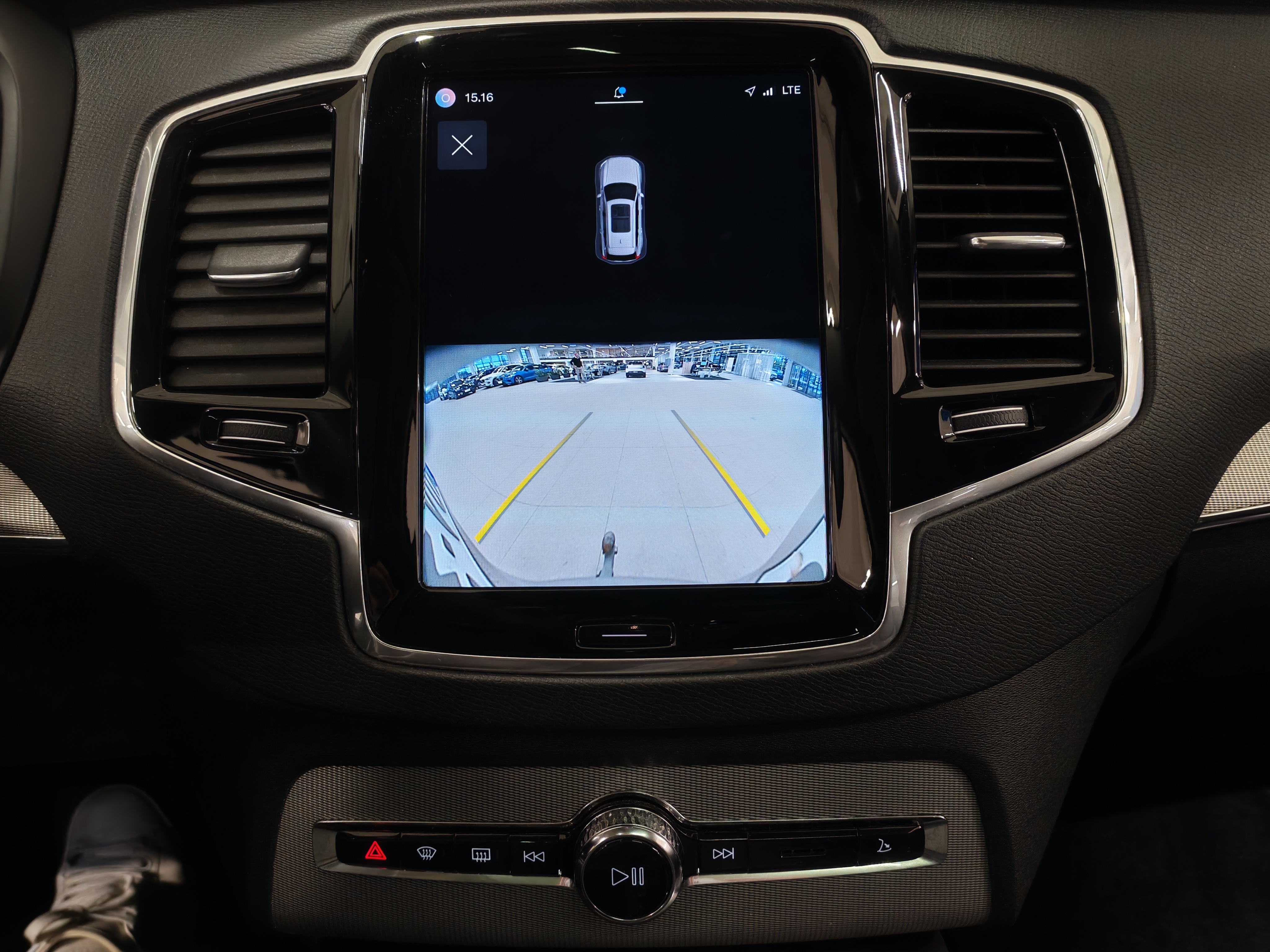 Volvo XC90 T8 AWD LONG RANGE PLUS BRIGHT TAKUU 24KK/40TKM