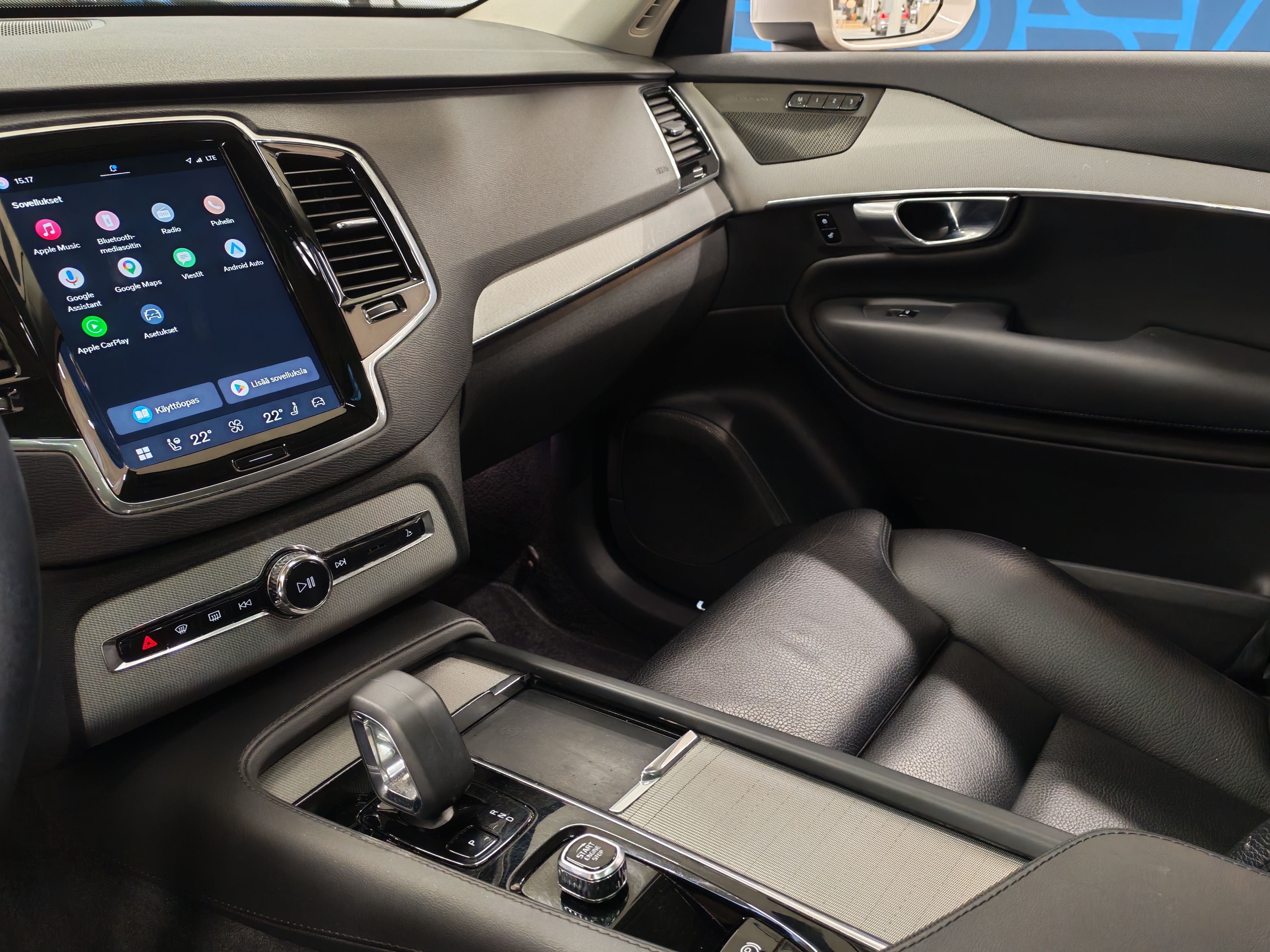 Volvo XC90 T8 AWD LONG RANGE PLUS BRIGHT TAKUU 24KK/40TKM