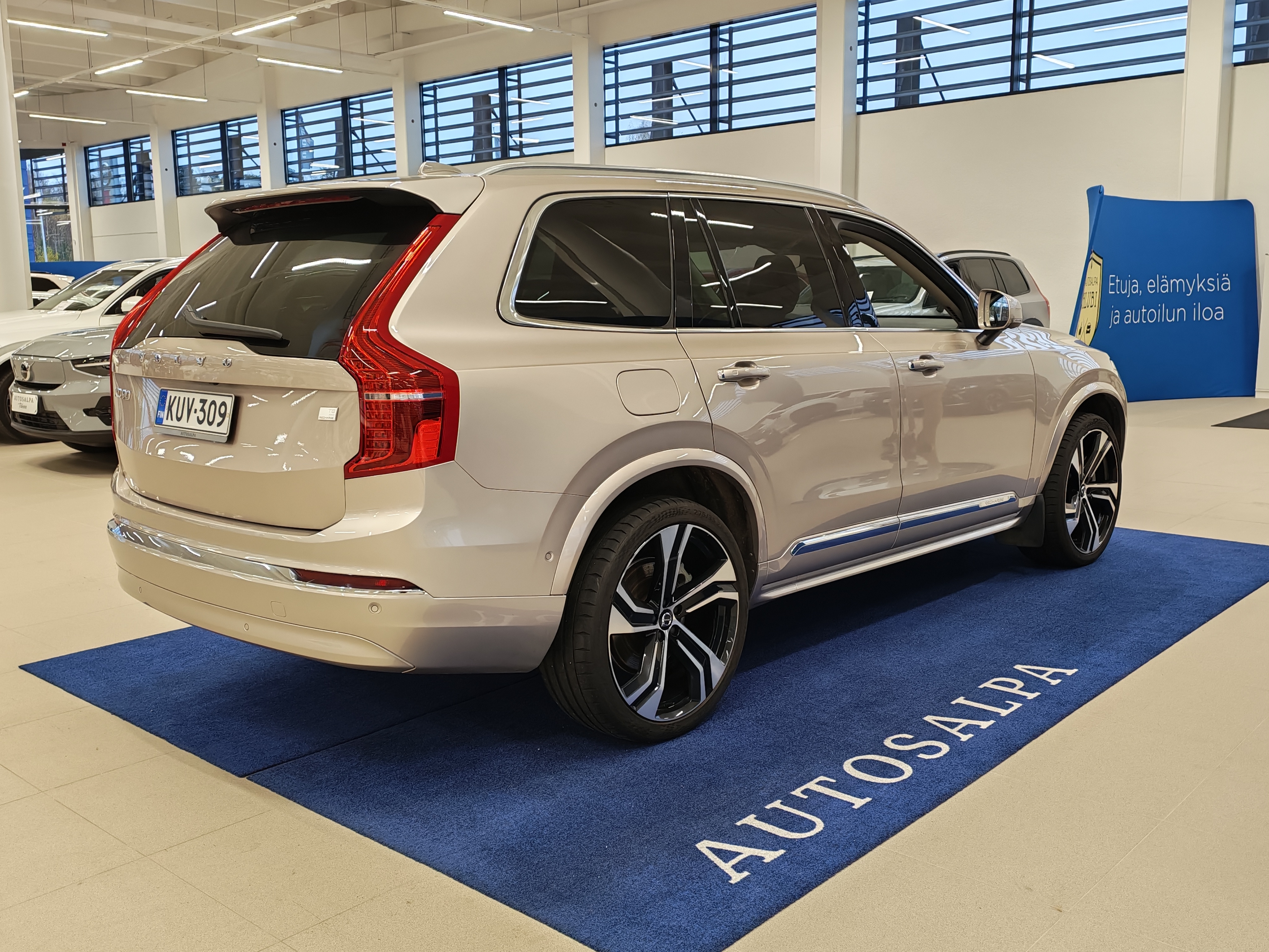 Volvo XC90 T8 AWD Long Range Plus Bright 2023, bild 3/26
