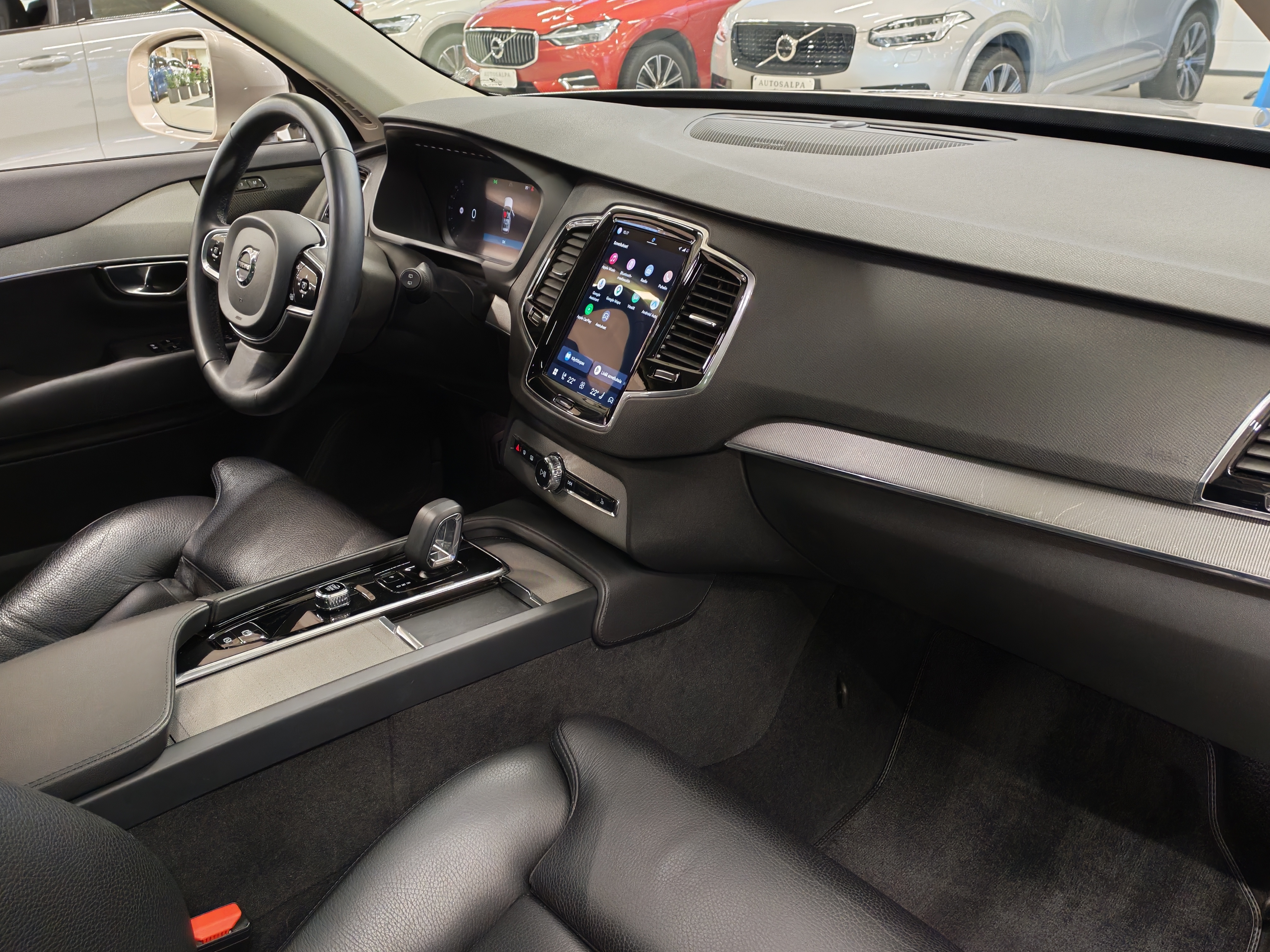 Volvo XC90 T8 AWD LONG RANGE PLUS BRIGHT TAKUU 24KK/40TKM