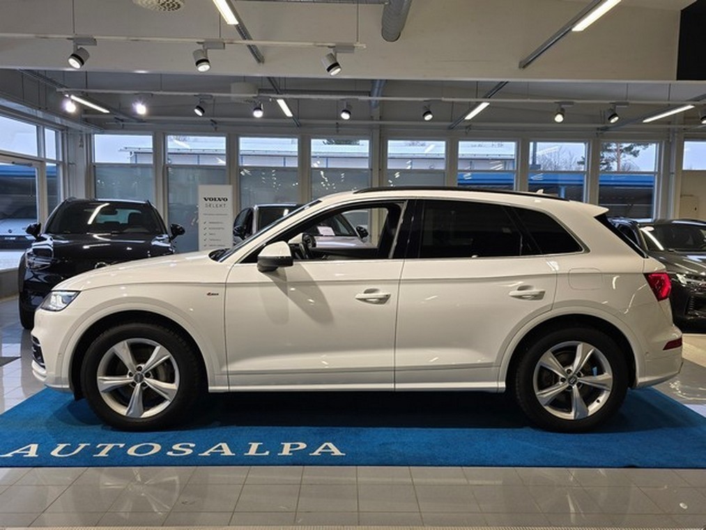 Audi Q5 LAUNCH EDITION 55 TFSI E QUATTRO S TRONIC