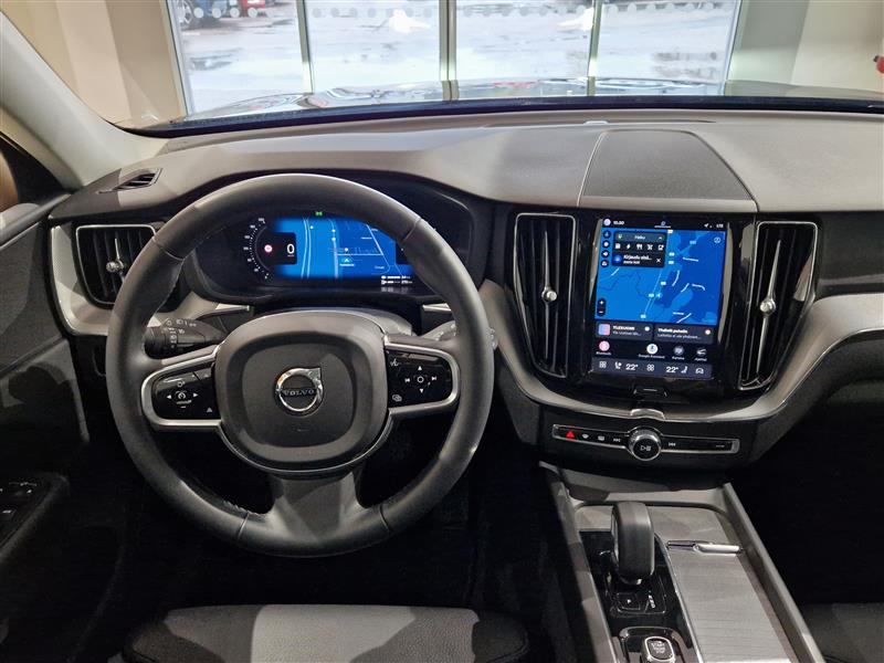 Volvo XC60 T8 AWD LONG RANGE PLUS BRIGHT TAKUU 24KK/40TKM