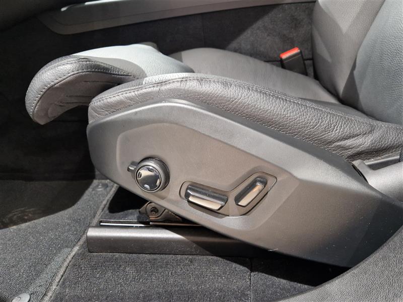 Volvo XC60 T8 AWD Long Range Plus Bright 2023, kuva 7/30