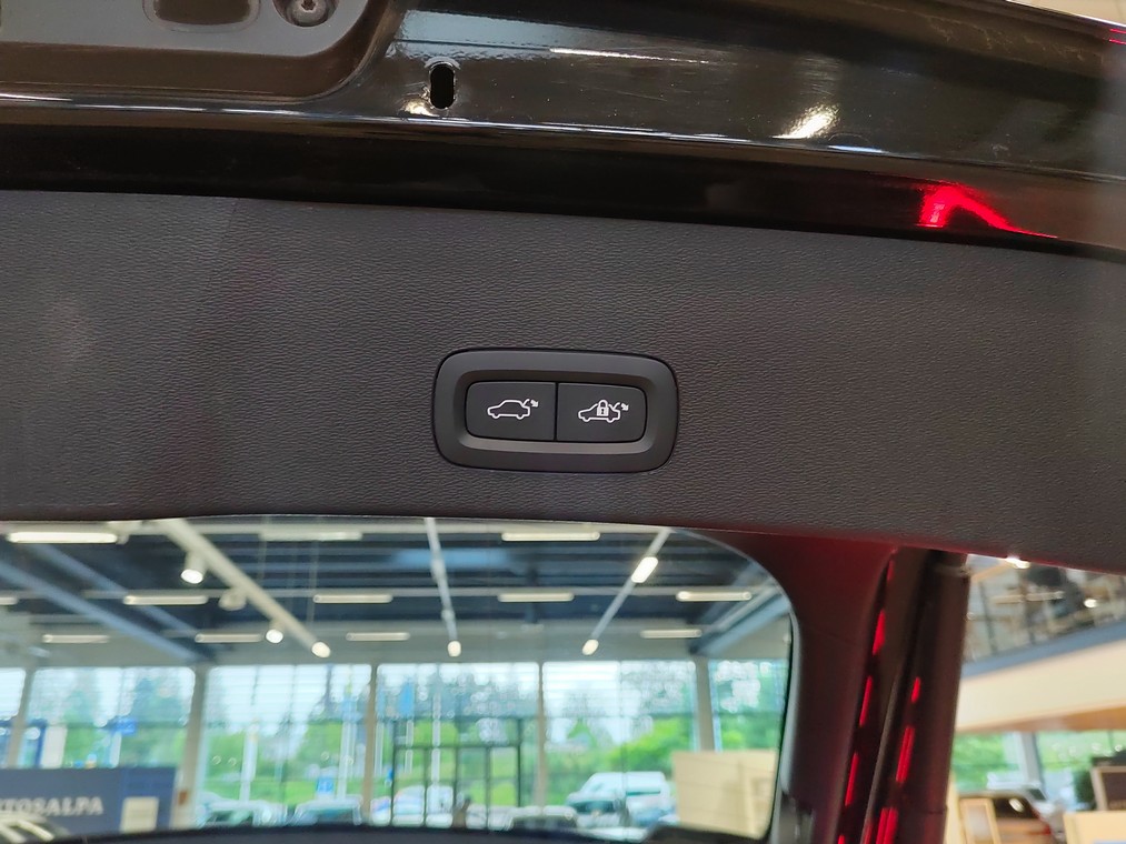 Volvo C40 RECHARGE SINGLE PLUS TAKUU 24KK/40TKM.