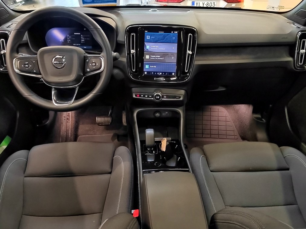 Volvo C40 RECHARGE SINGLE PLUS TAKUU 24KK/40TKM.