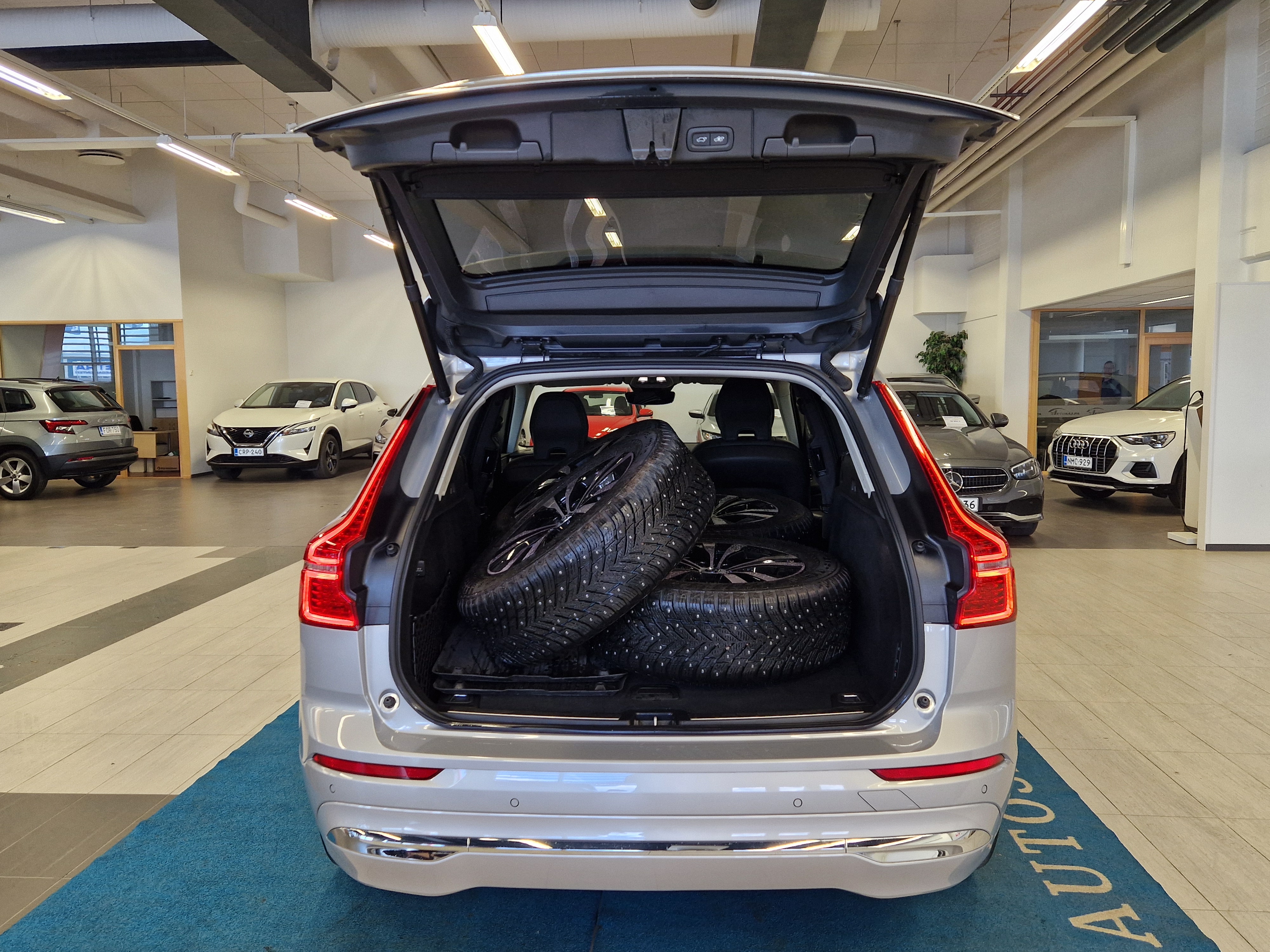 Volvo XC60 2023, kuva 5/22