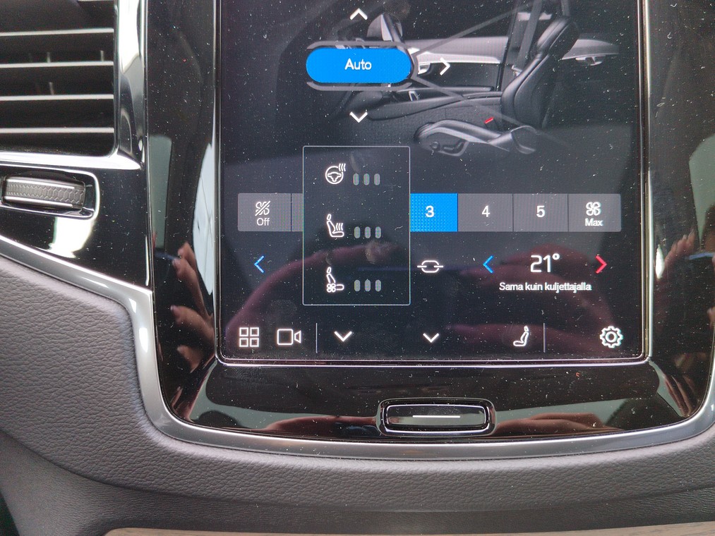Volvo XC90 T8 AWD LONG RANGE ULTRA DARK TAKUU 24KK/40TKM