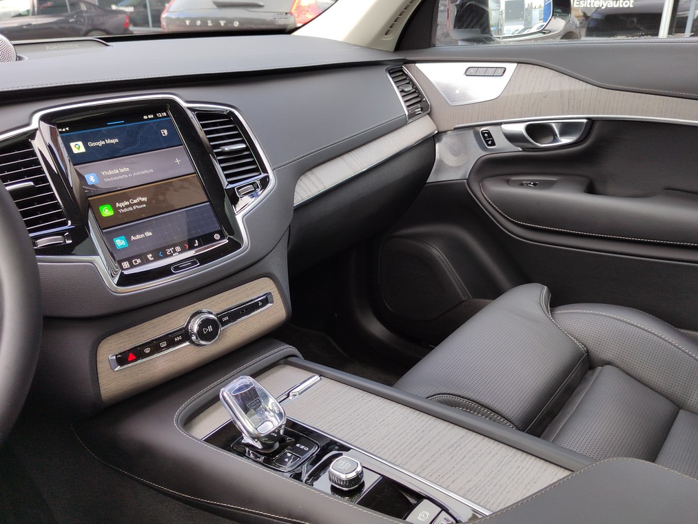 Volvo XC90 T8 AWD LONG RANGE ULTRA DARK TAKUU 24KK/40TKM