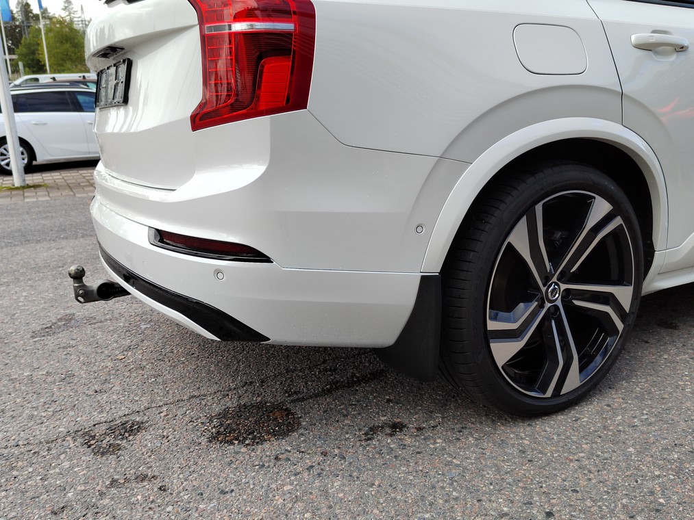 Volvo XC90 T8 AWD LONG RANGE ULTRA DARK TAKUU 24KK/40TKM