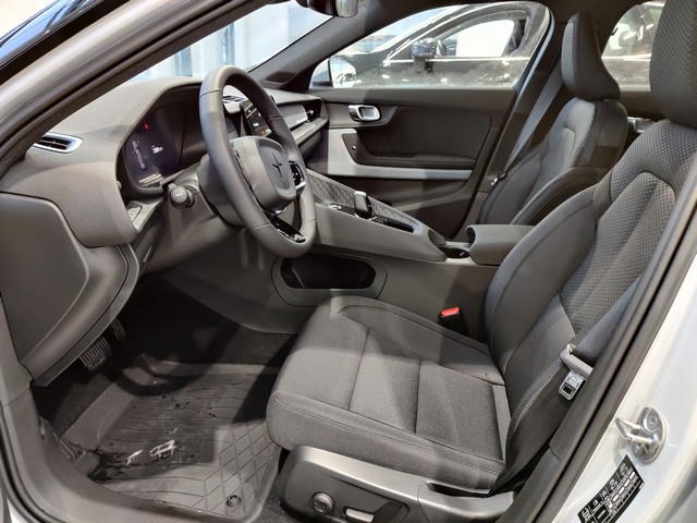 Polestar 2 STANDARD RANGE SINGLE MOTOR 170KW 69KWH