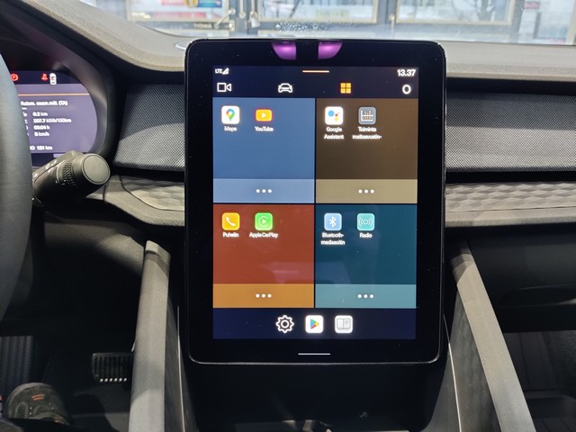 Polestar 2 STANDARD RANGE SINGLE MOTOR 170KW 69KWH