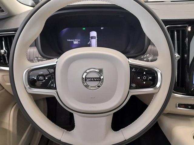 Volvo V90 CROSS COUNTRY B5 AWD D-MHEV BUSINESS ULTIMATE TAKUU 24KK/40TKM.
