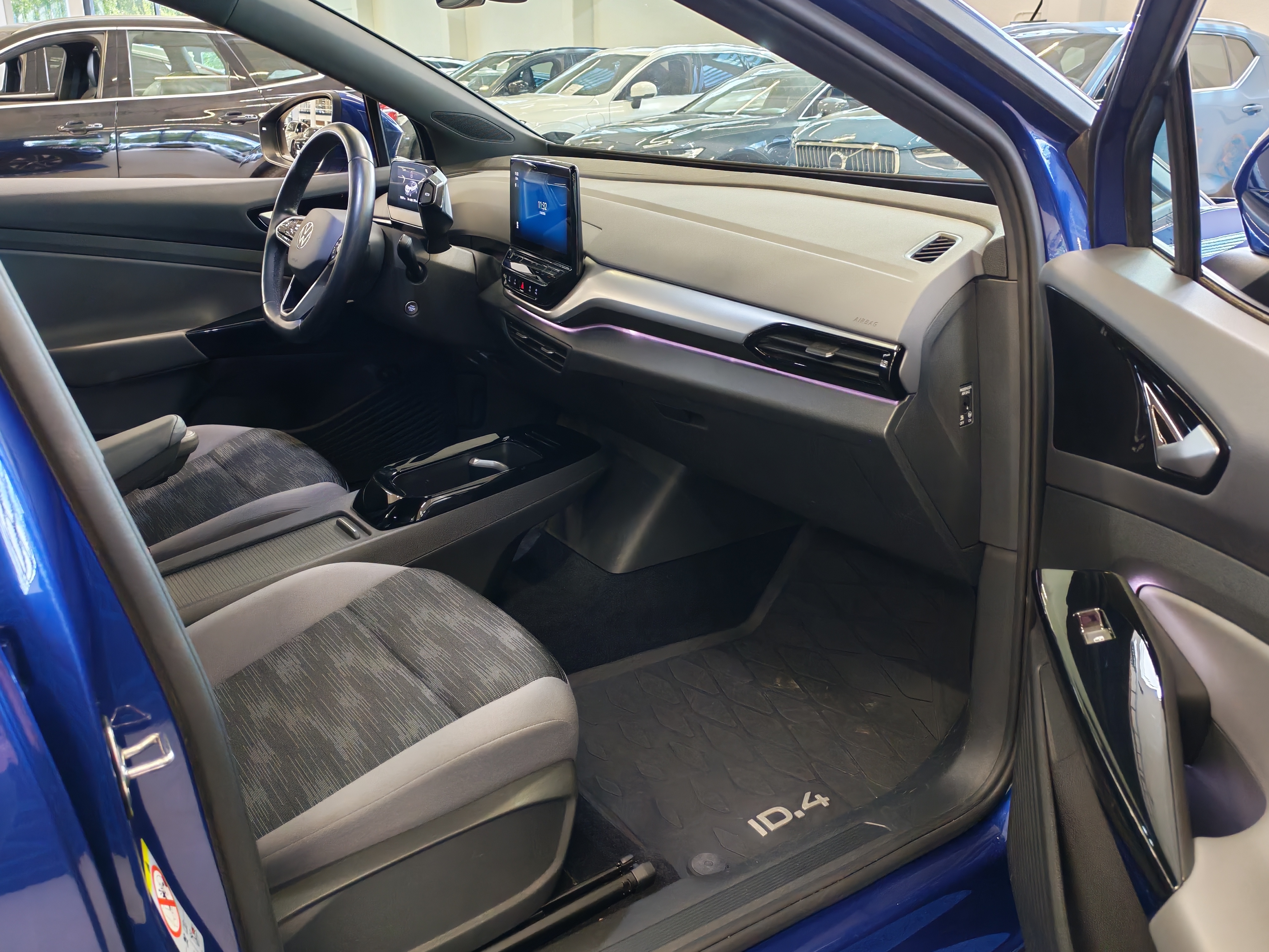 Volkswagen ID.4 PRO 4MOTION BUSINESS PLUS 195 KW  AKKU 77 KWH