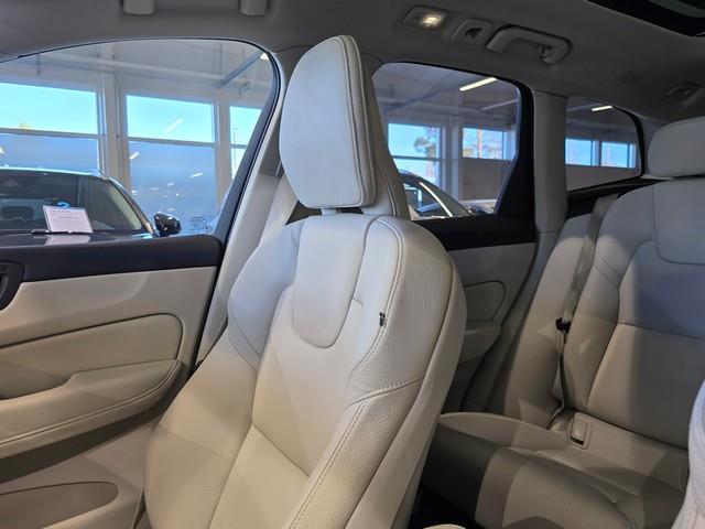 Volvo XC60 T8 AWD LONG RANGE HIGH PERFORMANCE PLUS DARK AUT