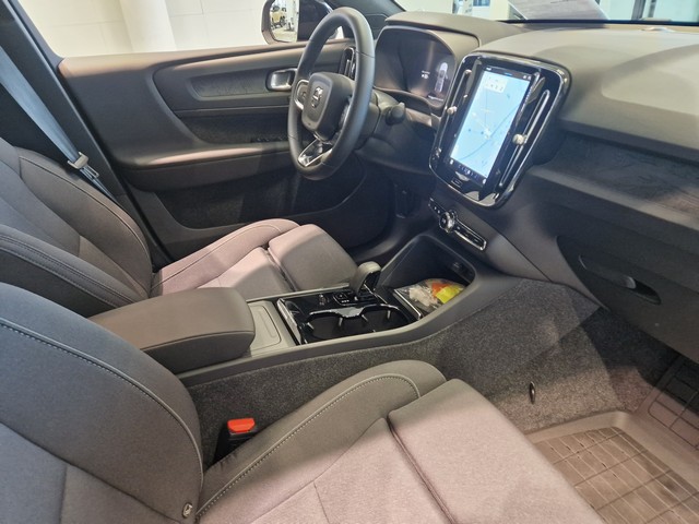 Volvo C40 RECHARGE SINGLE PLUS EXTENDED RANGE.