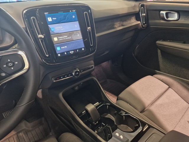 Volvo C40 RECHARGE SINGLE PLUS EXTENDED RANGE.