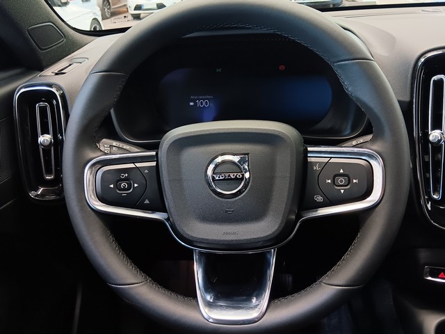 Volvo C40 RECHARGE SINGLE PLUS EXTENDED RANGE