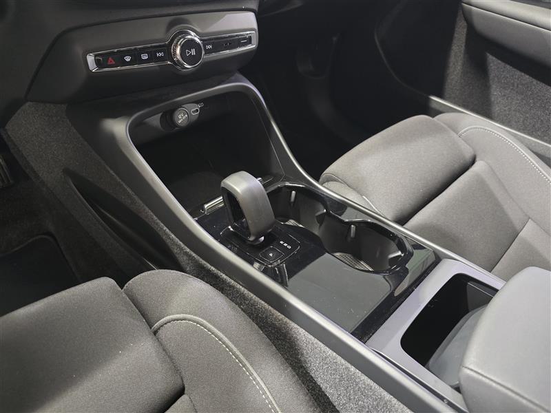 Volvo C40 RECHARGE SINGLE PLUS EXTENDED RANGE.