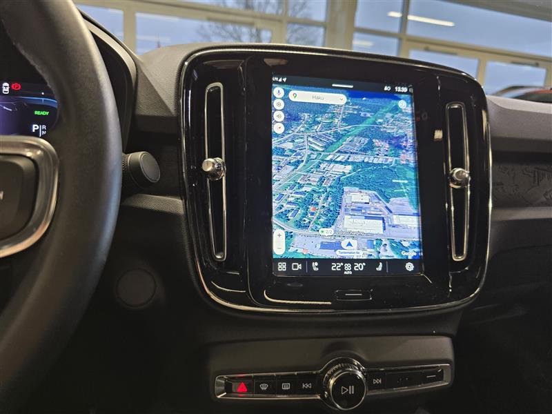 Volvo C40 RECHARGE SINGLE PLUS EXTENDED RANGE.