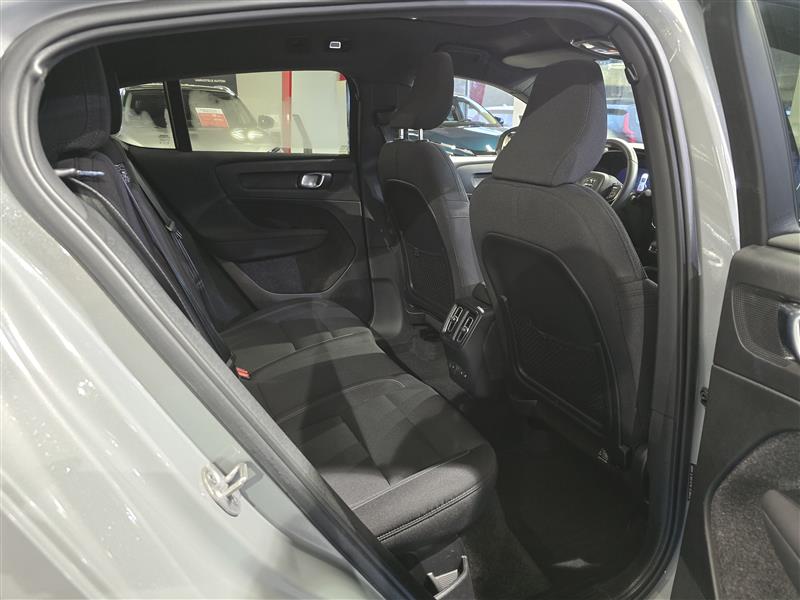 Volvo C40 RECHARGE SINGLE PLUS EXTENDED RANGE.