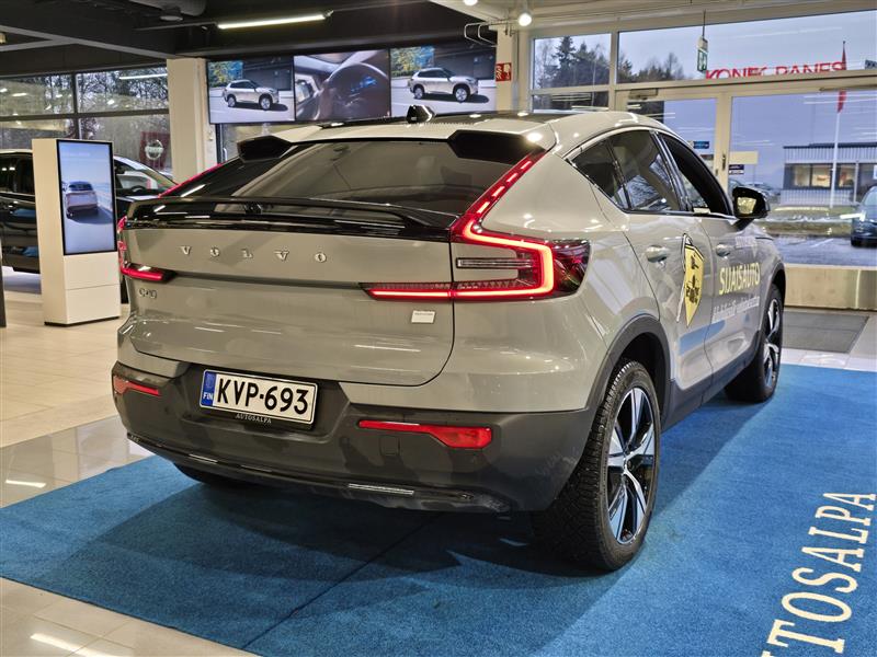 Volvo C40 RECHARGE SINGLE PLUS EXTENDED RANGE.