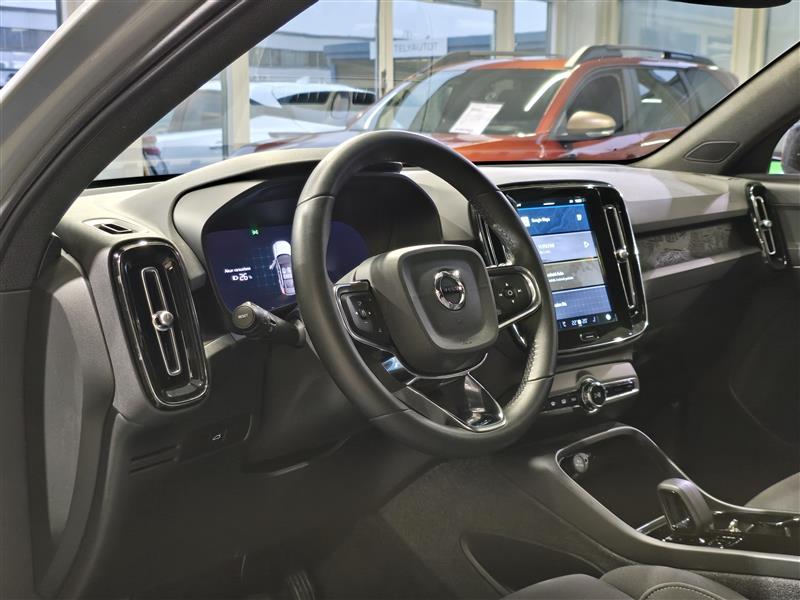 Volvo C40 RECHARGE SINGLE PLUS EXTENDED RANGE.