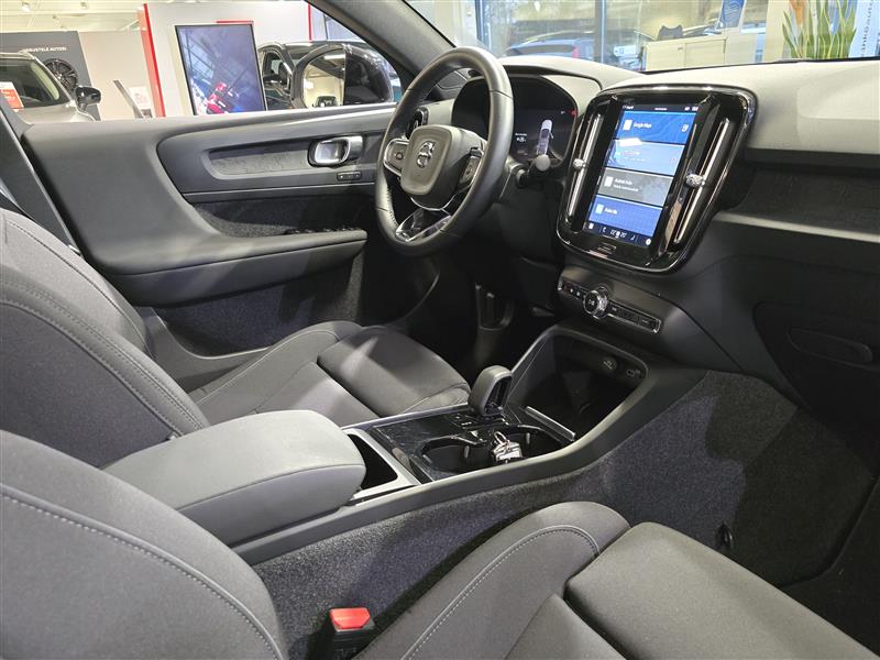 Volvo C40 RECHARGE SINGLE PLUS EXTENDED RANGE.