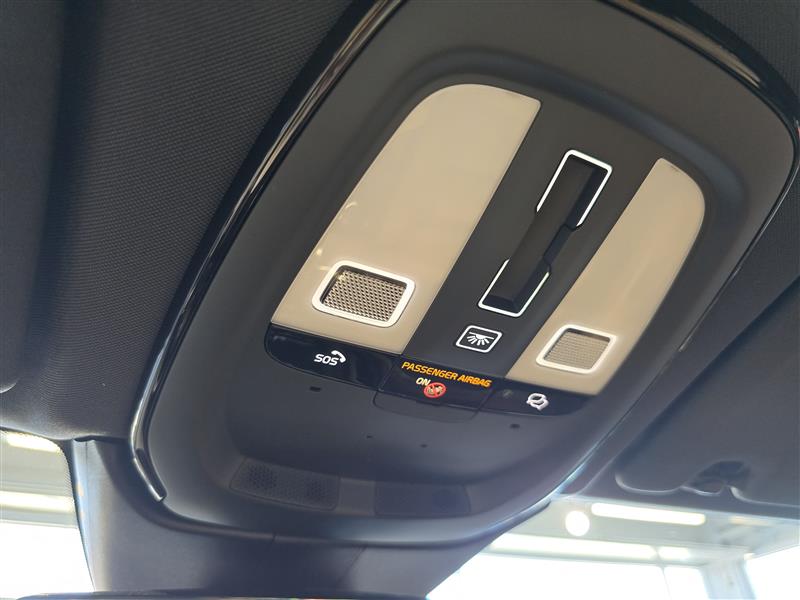 Volvo XC60 T8 AWD LONG RANGE ULTIMATE BRIGHT TAKUU 24KK/40TKM