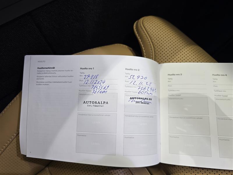 Volvo XC60 T8 AWD LONG RANGE ULTIMATE BRIGHT TAKUU 24KK/40TKM