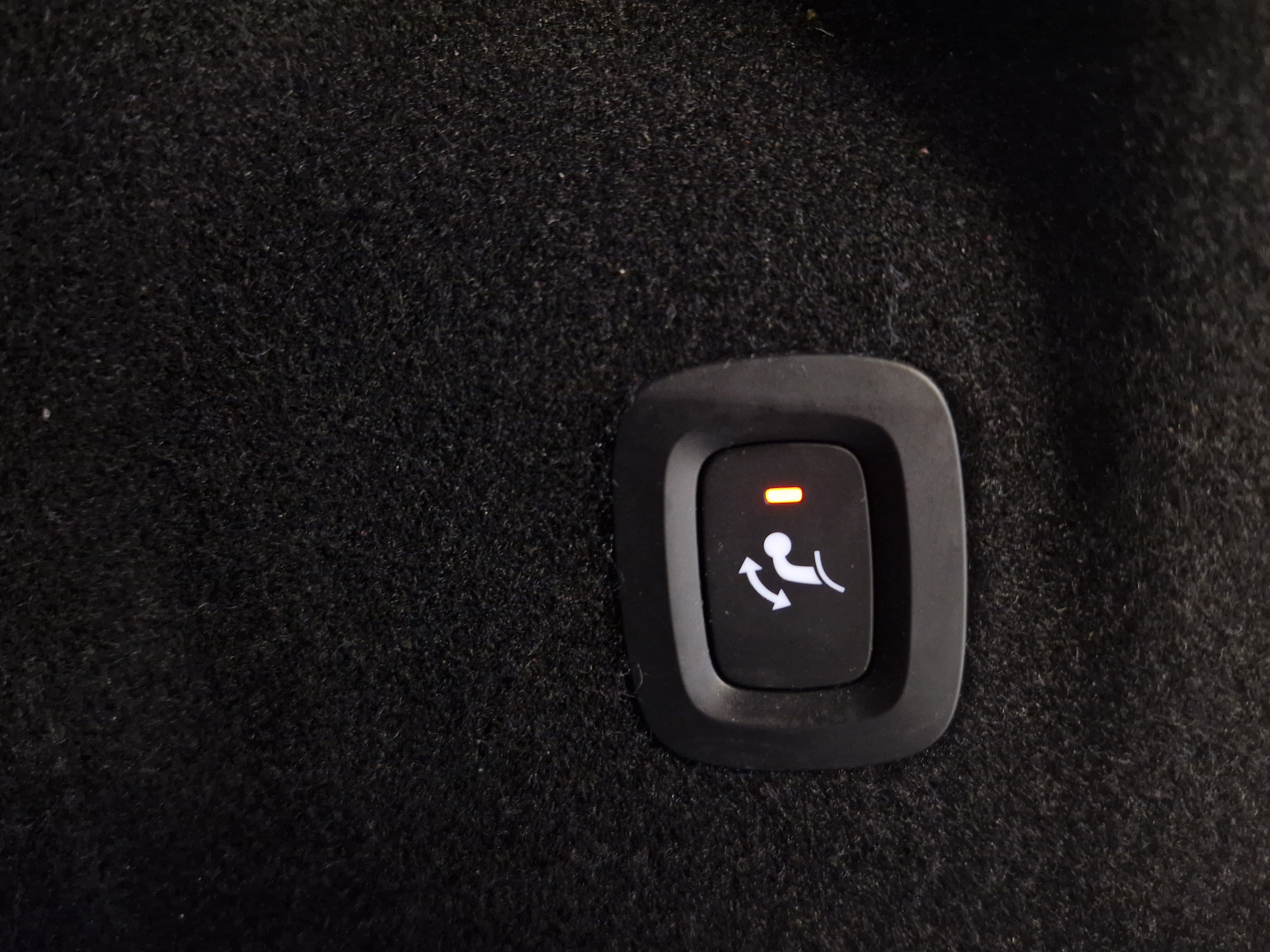 Volvo XC60 T8 AWD LONG RANGE HIGH PERFORMANCE ULTIMATE DARK.A