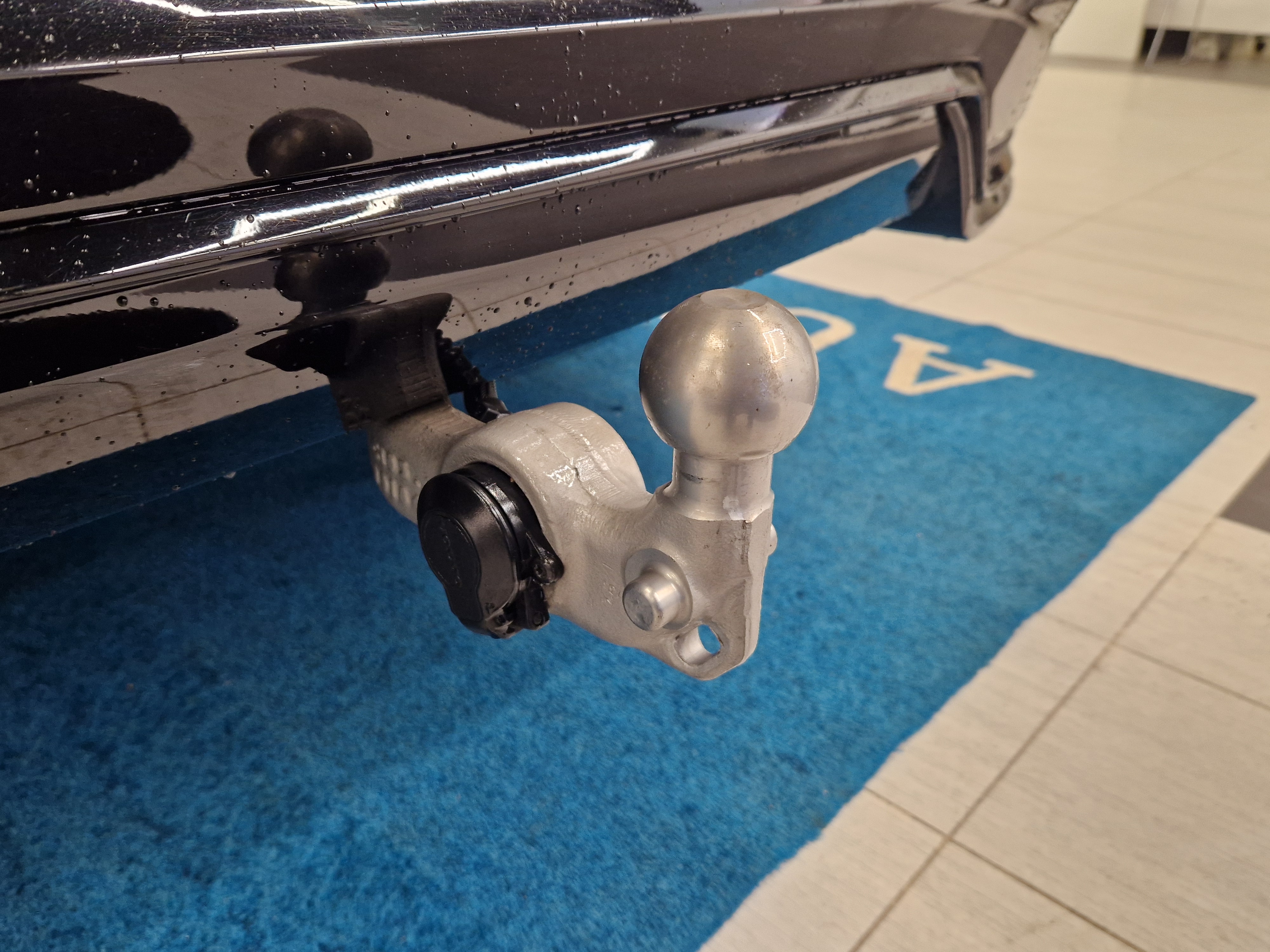 Volvo XC60 T8 AWD LONG RANGE HIGH PERFORMANCE ULTIMATE DARK.A