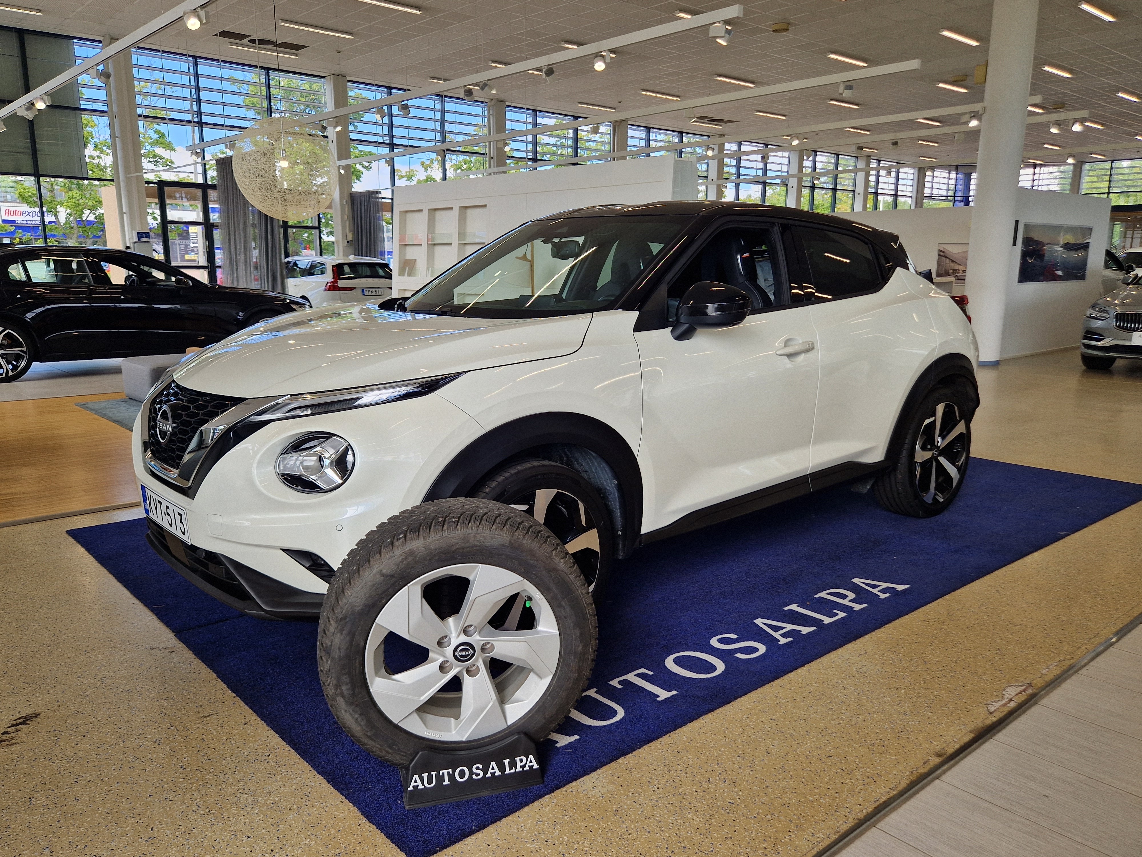 Nissan JUKE DIG-T 114HP 7DCT TEKNA 17 + NAVI + 2-TONE MY23