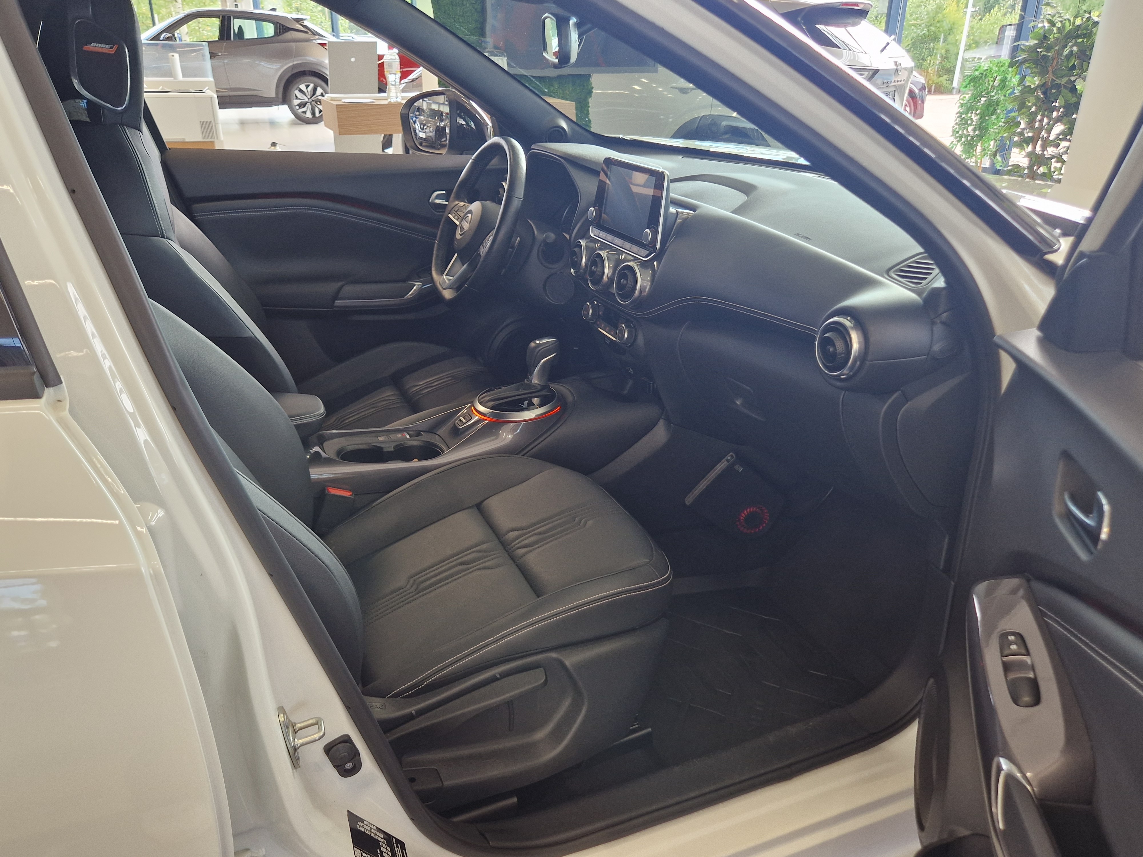 Nissan JUKE DIG-T 114HP 7DCT TEKNA 17 + NAVI + 2-TONE MY23