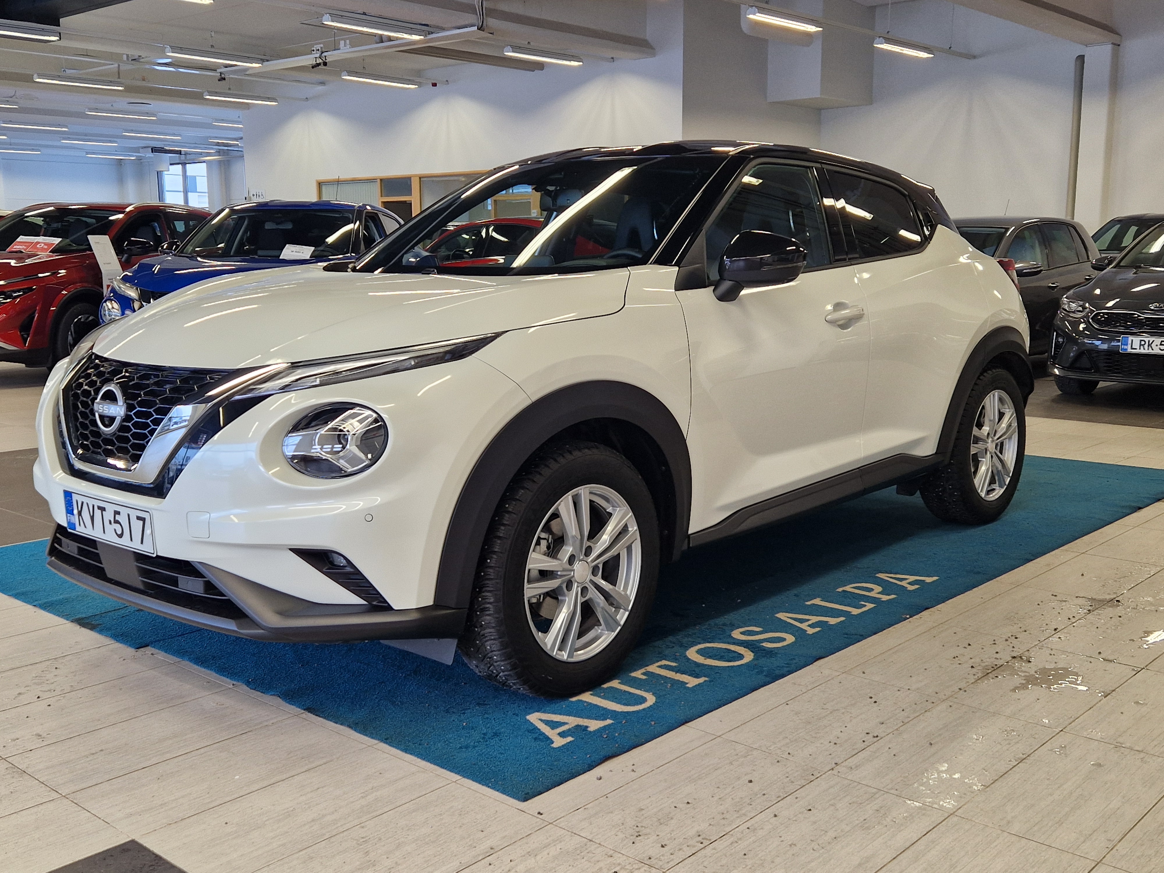 Nissan JUKE DIG-T 117HP 7DCT TEKNA 19\\\\\\\" + NAVI + TWO-TON