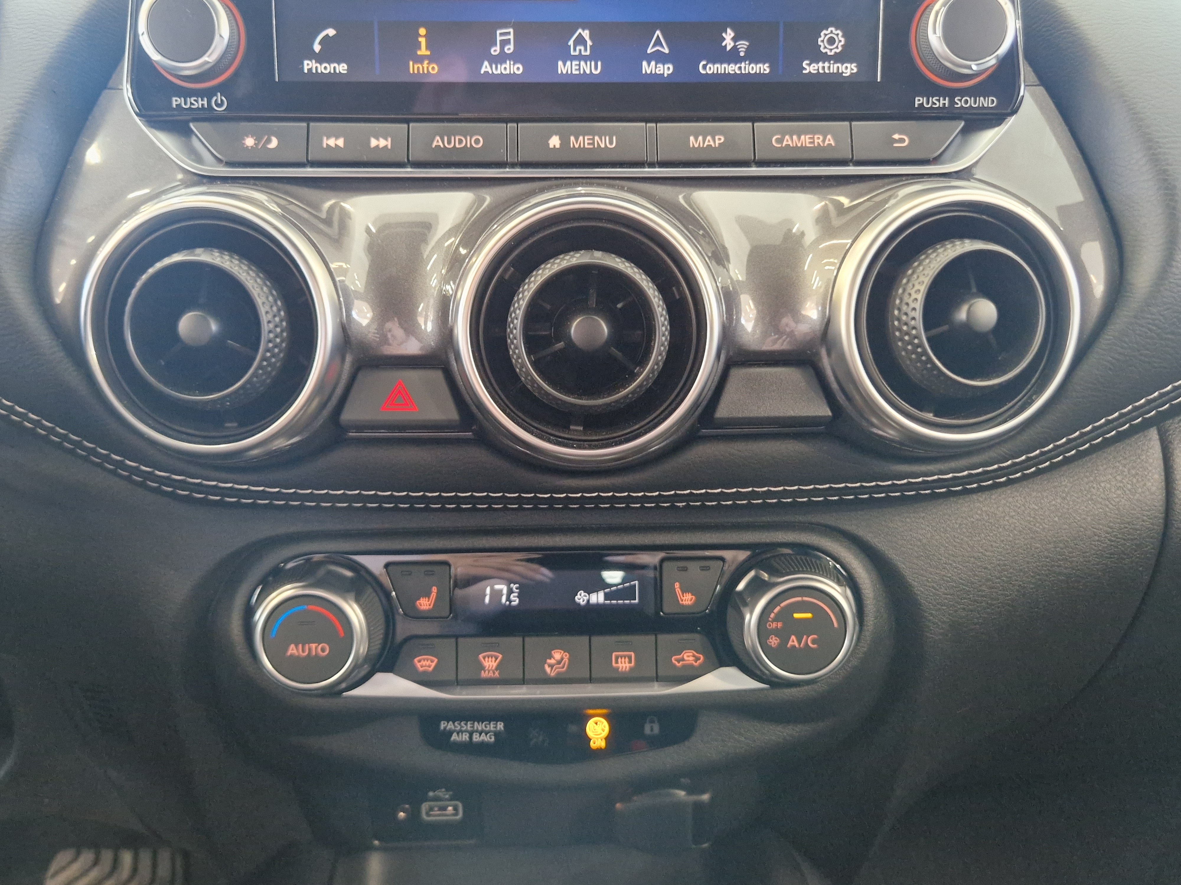 Nissan JUKE DIG-T 114HP 7DCT TEKNA 19 + NAVI + 2-TONE  HS.
