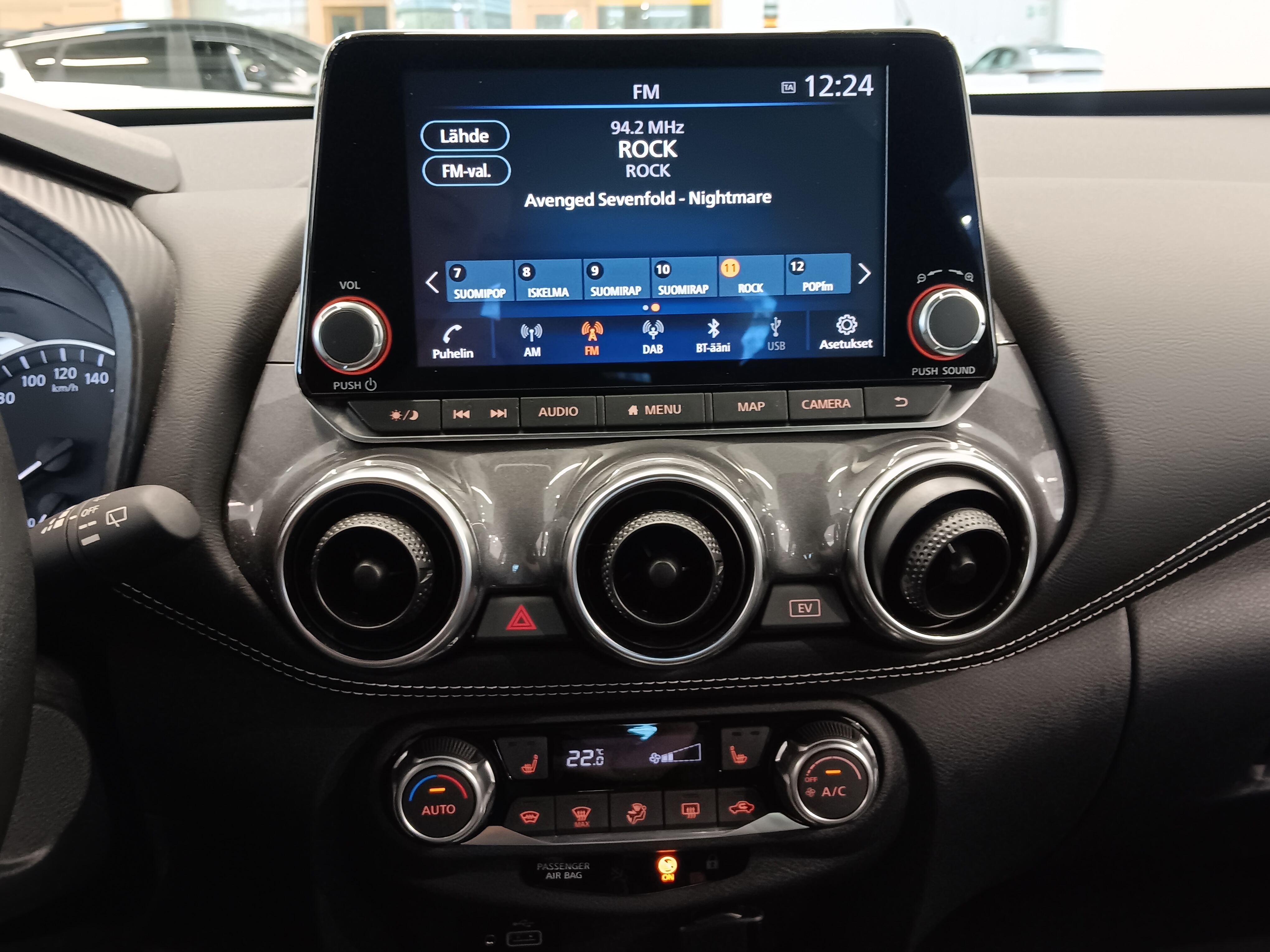 Nissan JUKE DIG-T 143HP 4AMT N-CONNECTA + NAVI HEV