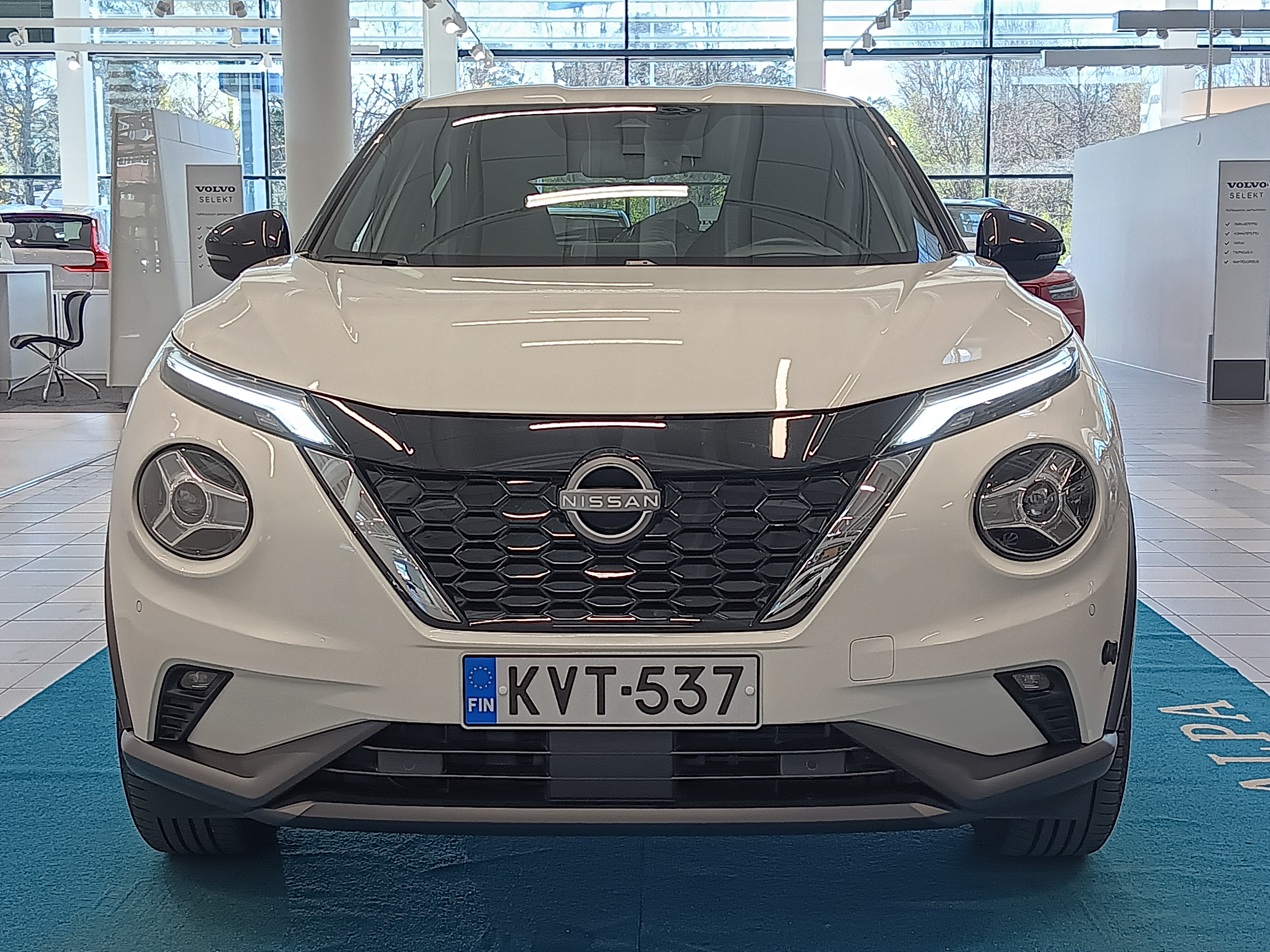 Nissan JUKE DIG-T 143HP 4AMT N-CONNECTA + NAVI HEV