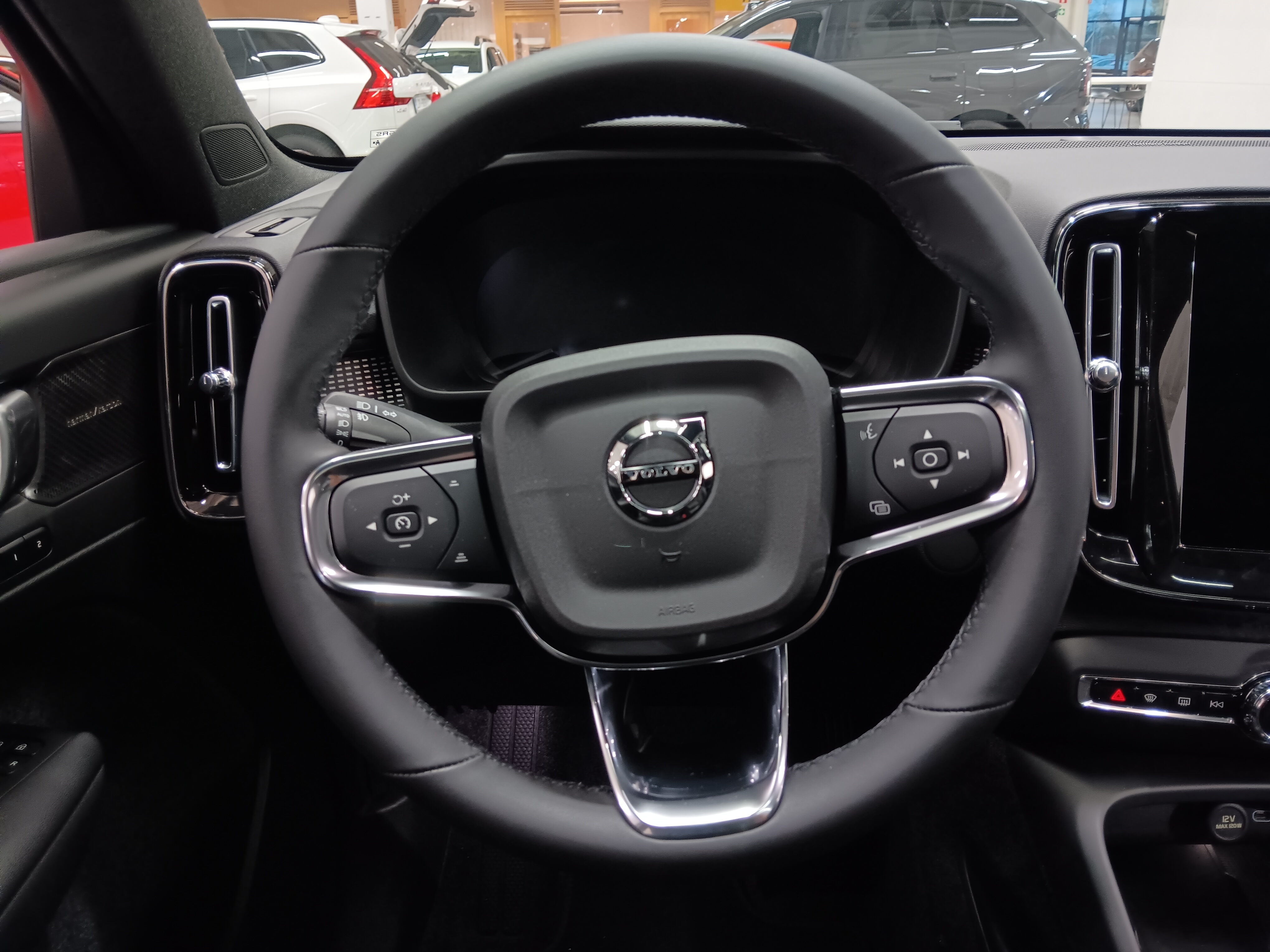 Volvo EX40 TWIN ULTRA.