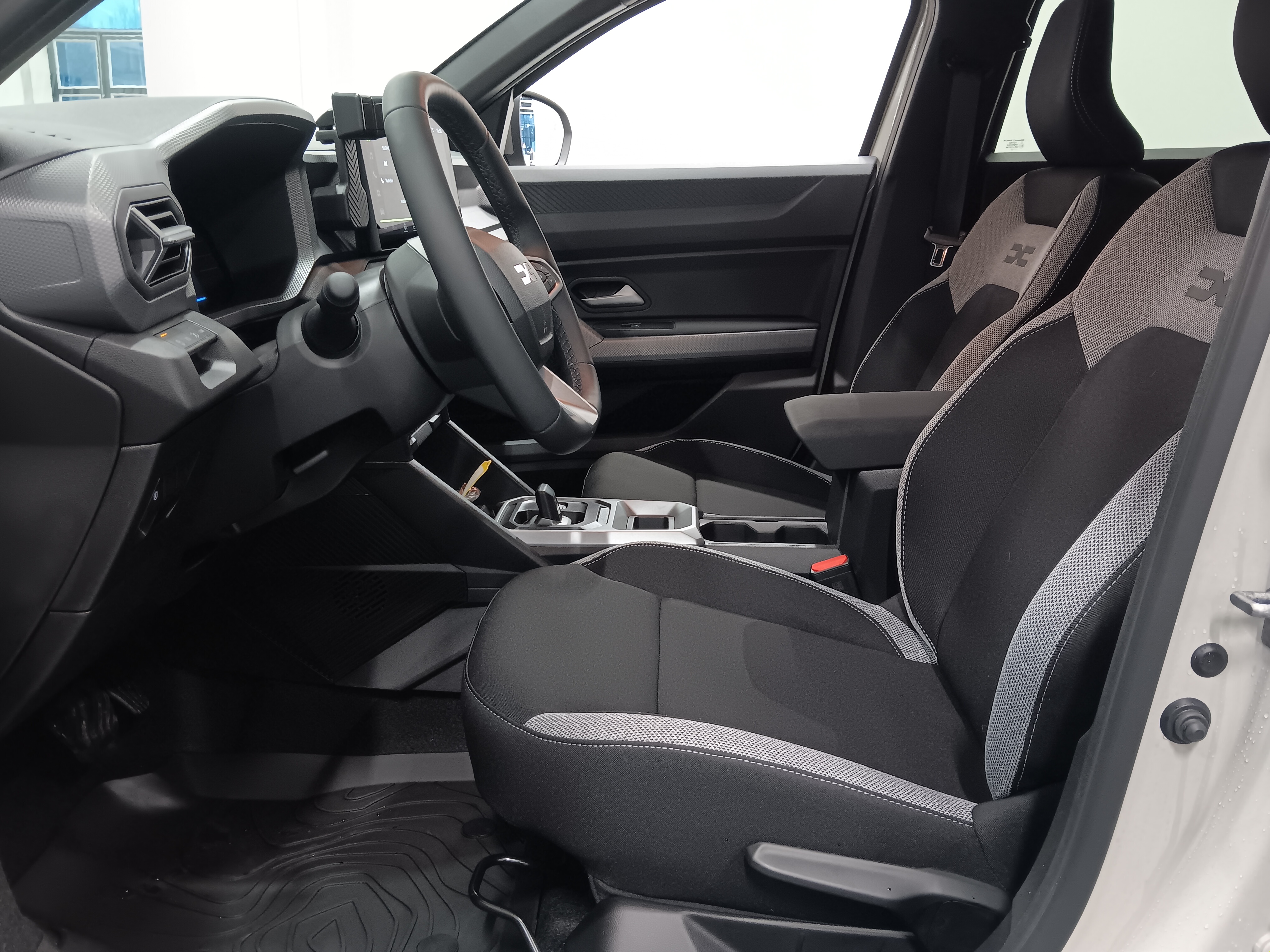 Dacia DUSTER HYBRID 155 4X2 JOURNEY