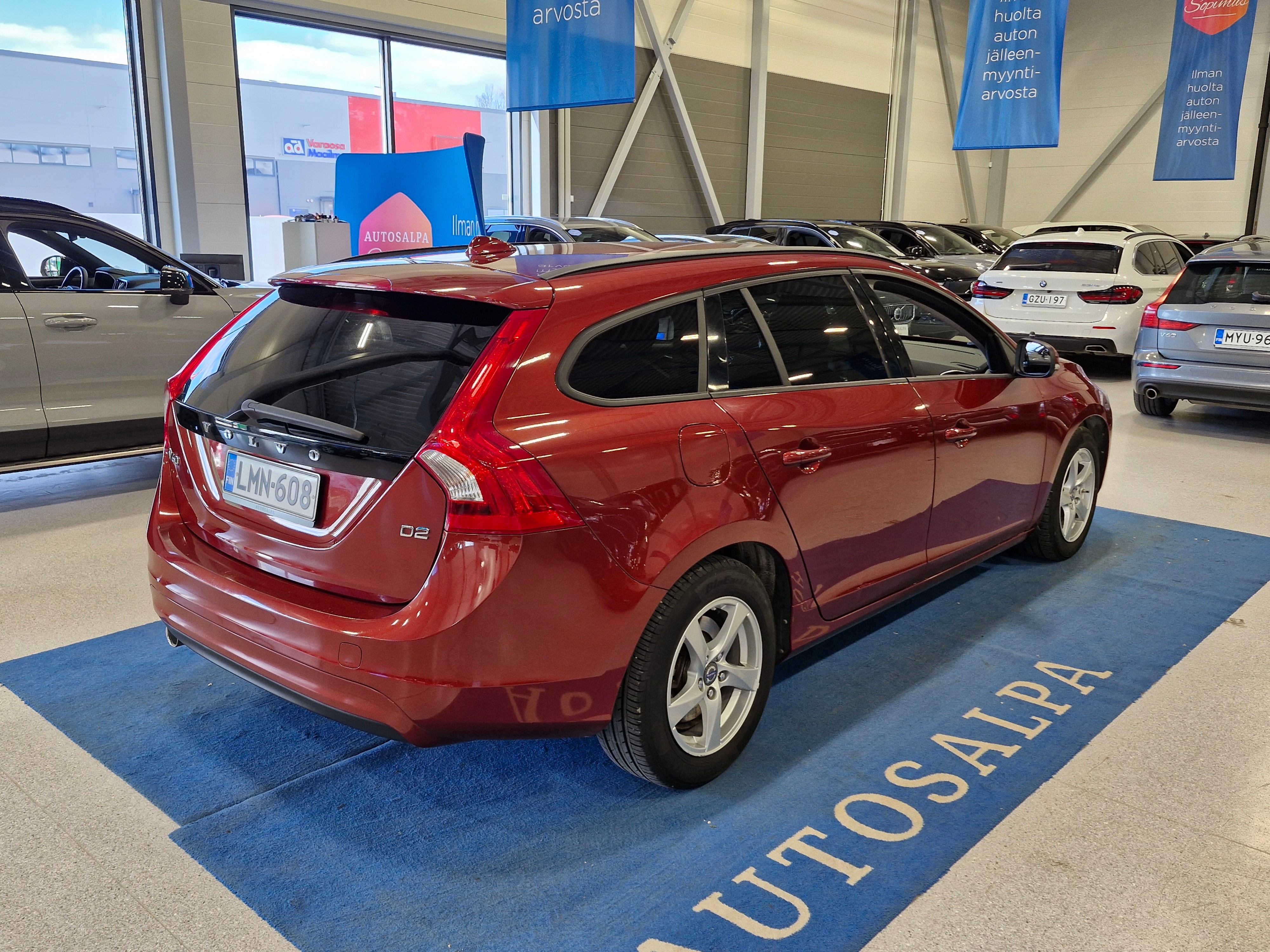 Volvo V60 D2 KINETIC EDITION