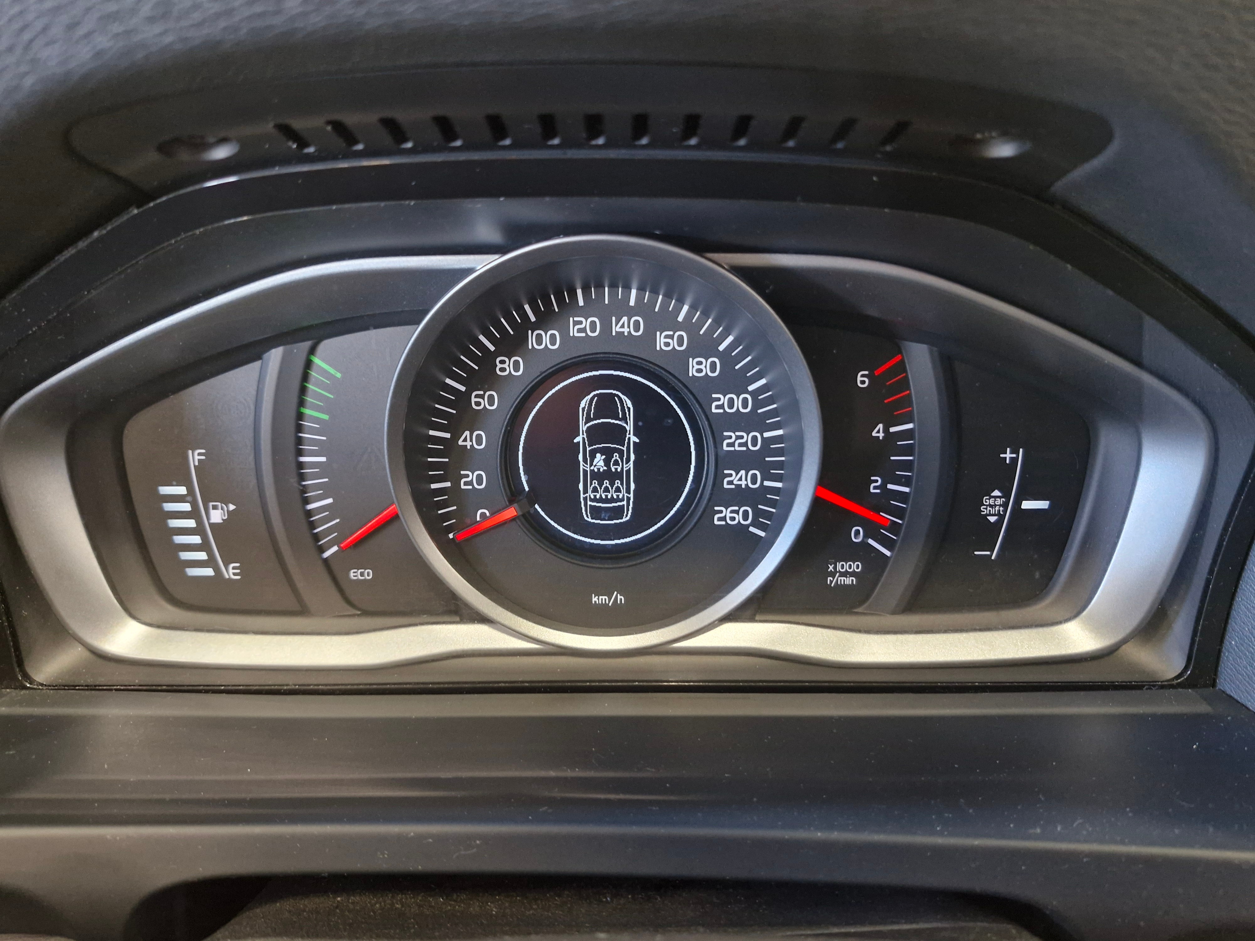 Volvo V60 D2 KINETIC EDITION