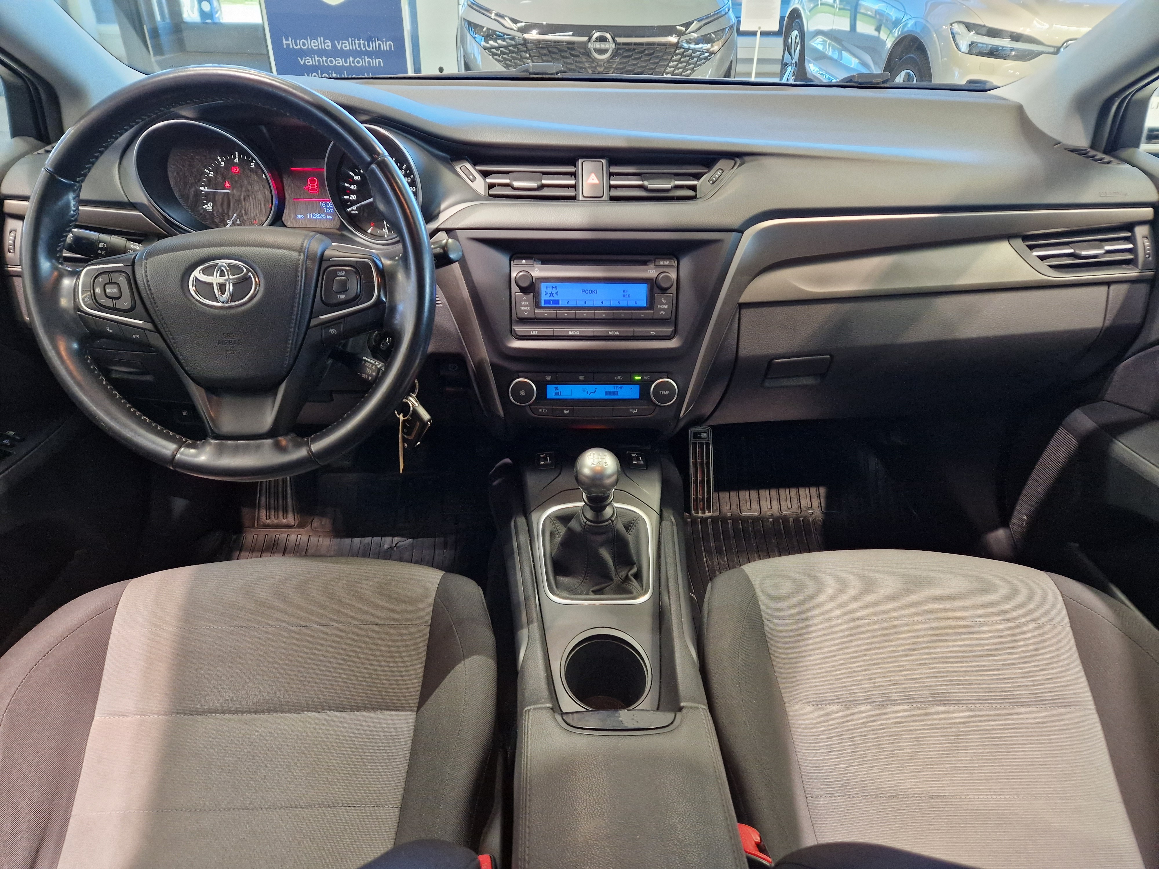 Toyota Avensis 2016, bild 5/14