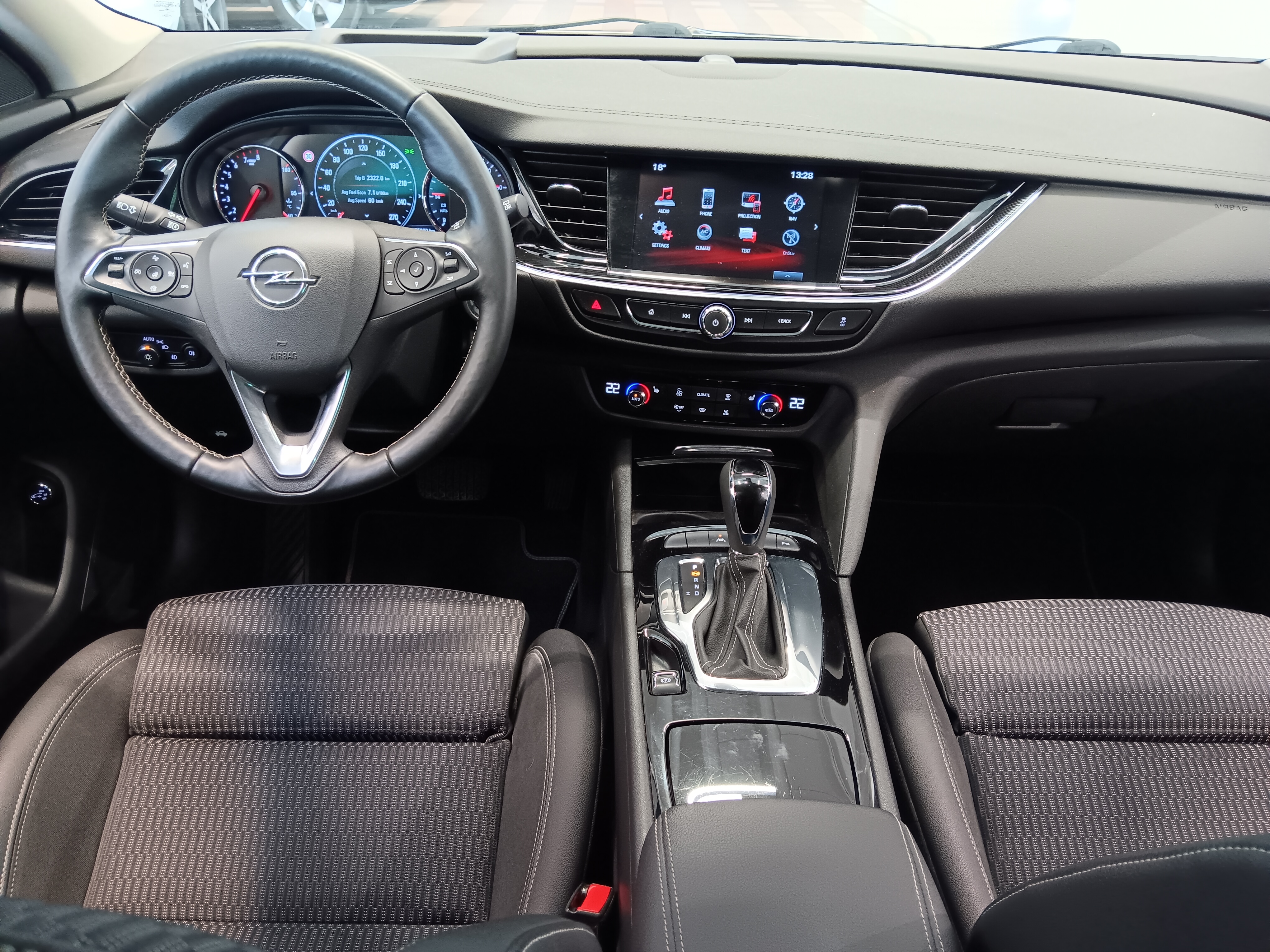 Opel INSIGNIA SPORTS TOURER INNOVATION 1,5 TURBO START/STOP 121K