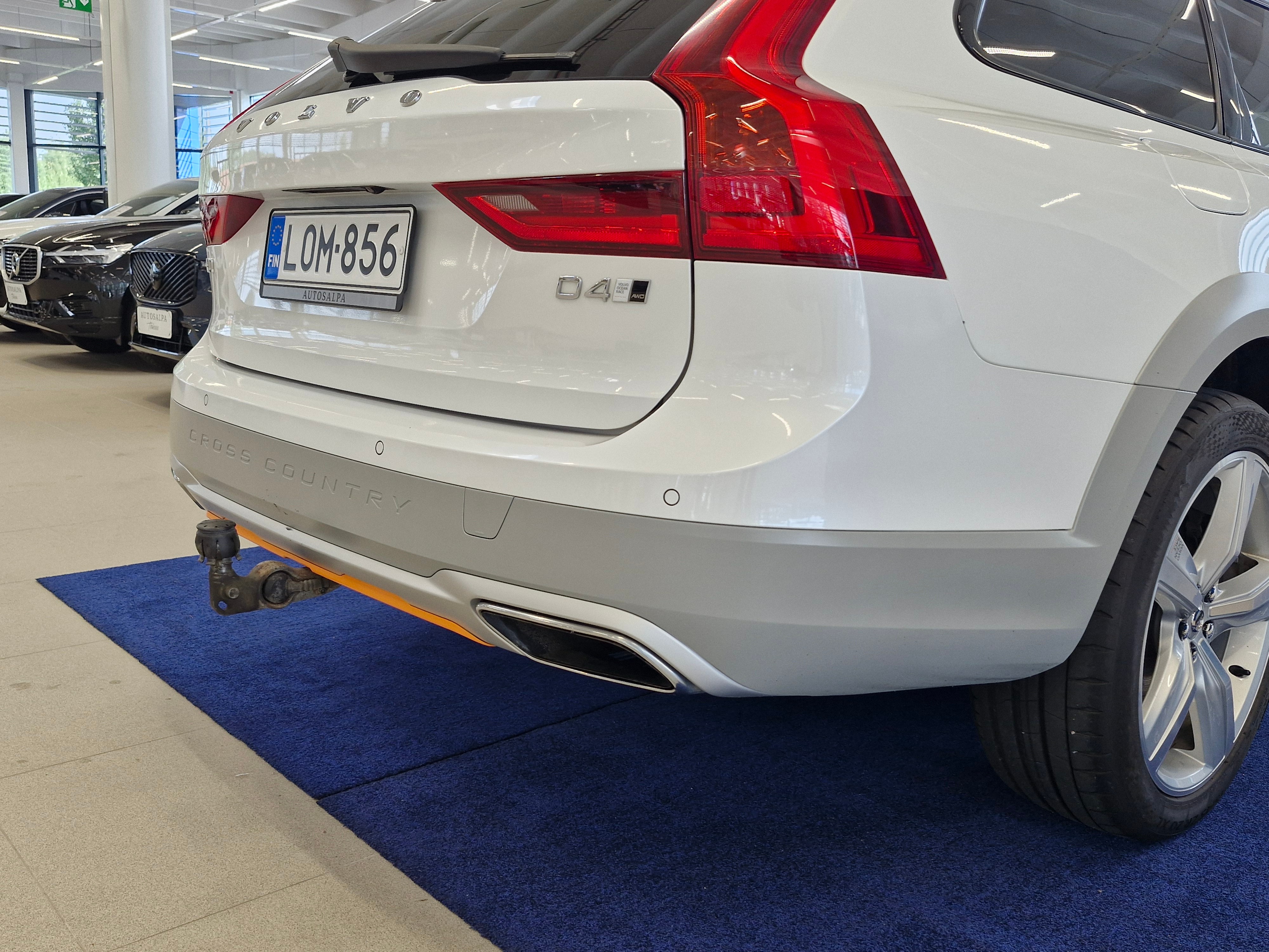 Volvo V90 Cross Country 2019, kuva 4/20