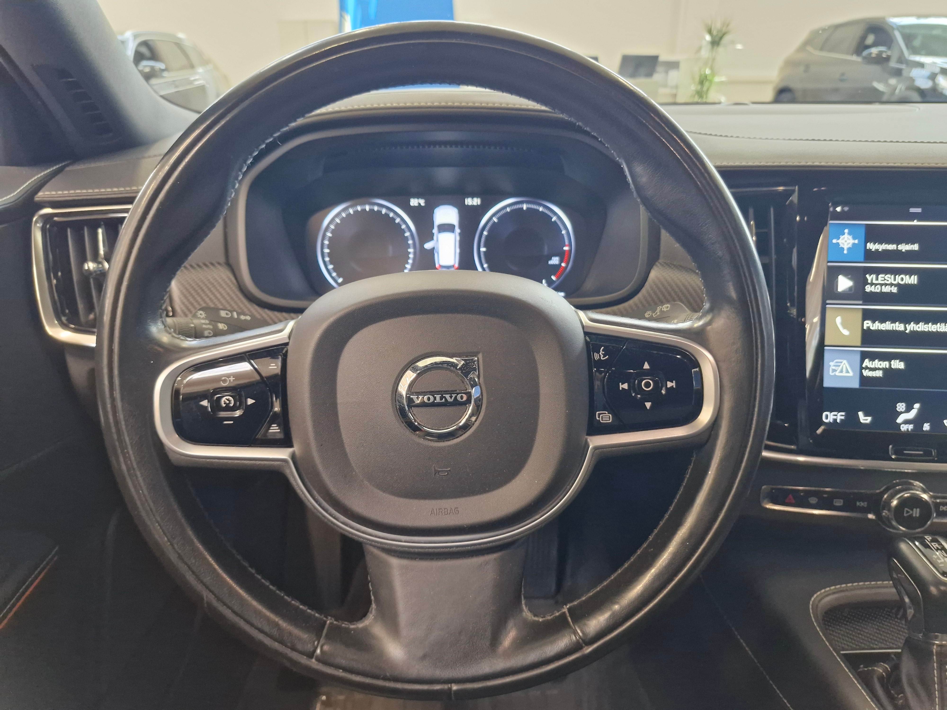 Volvo V90 Cross Country 2019, kuva 7/20
