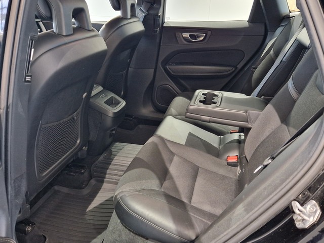 Volvo XC60 D4 AWD MOMENTUM AUT