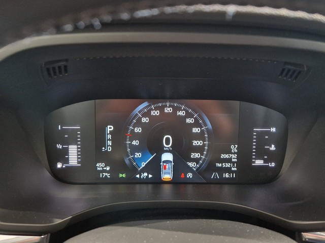 Volvo XC60 D4 AWD MOMENTUM AUT