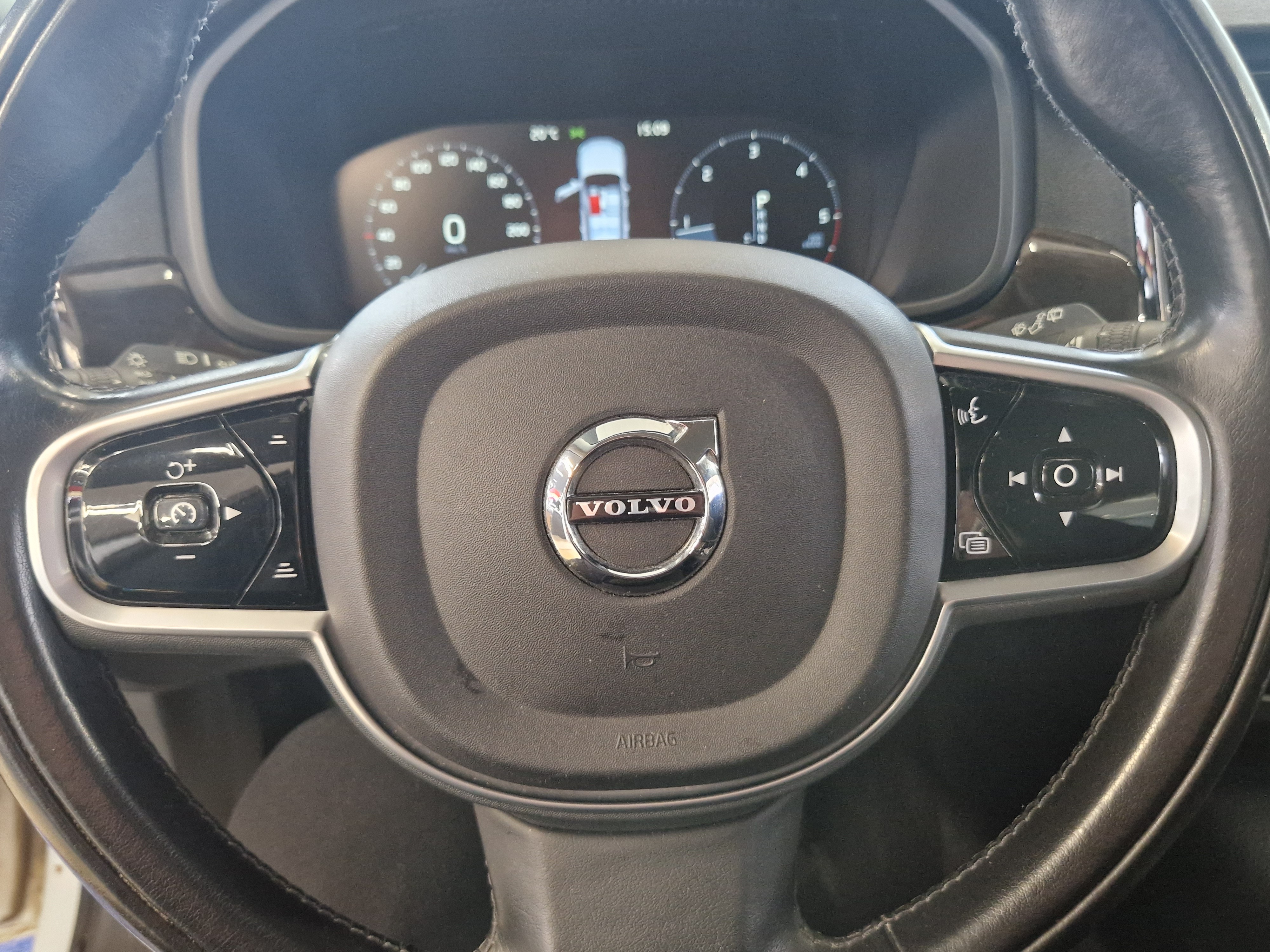 Volvo V90 D5 AWD Business aut 2018, bild 6/17