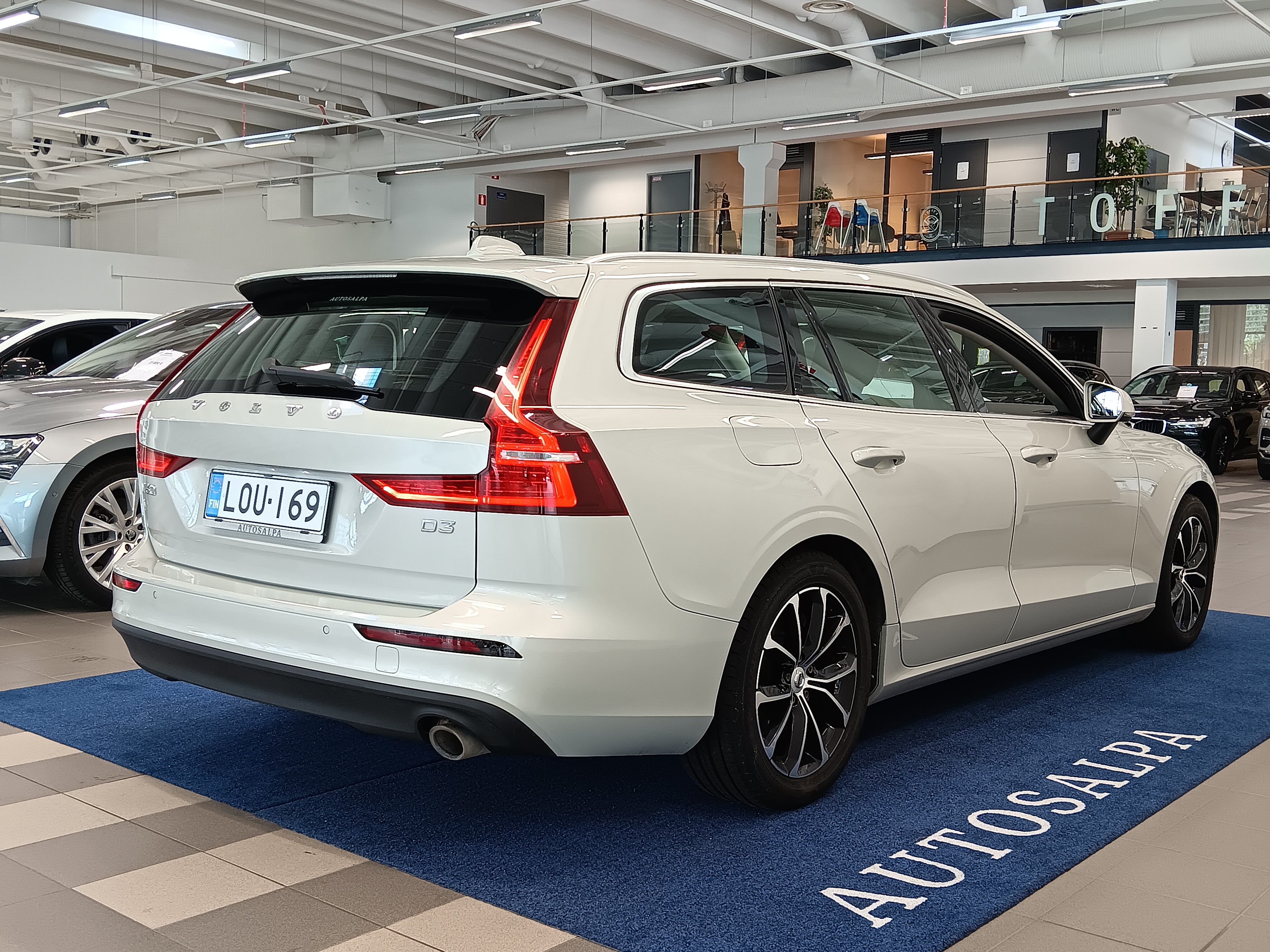 Volvo V60 D3 Business aut 2019, kuva 4/20