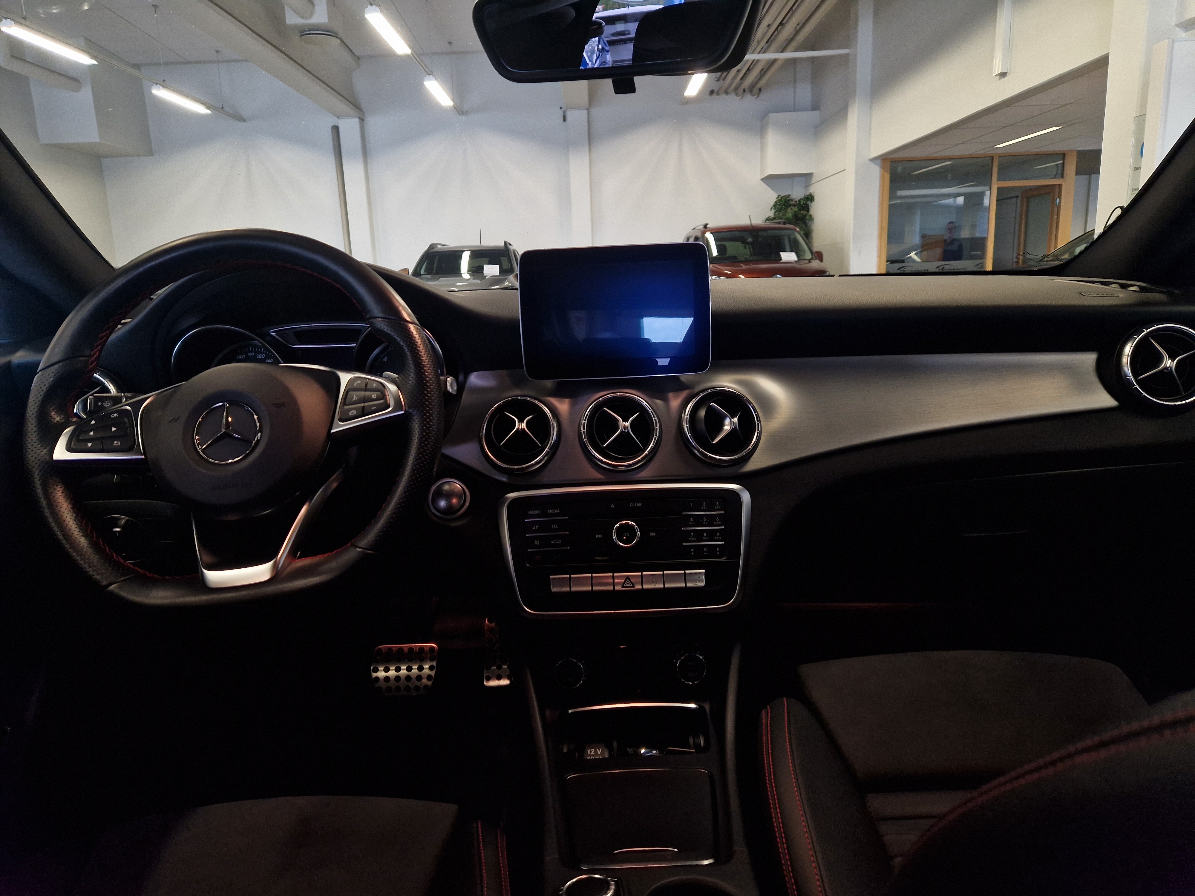 Mercedes-benz CLA 180 A SHOOTING BRAKE STAR EDITION AMG